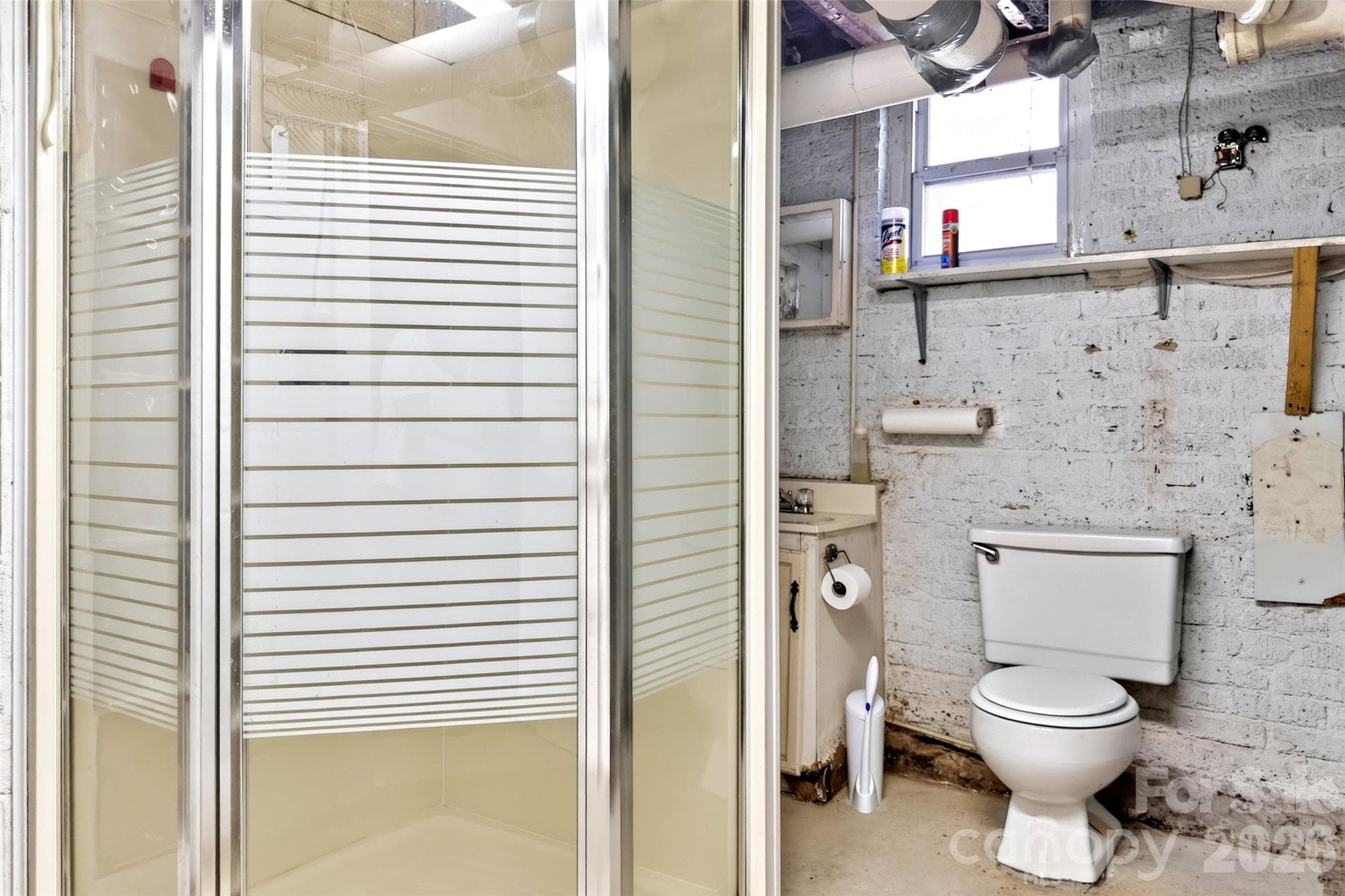 Basement Bath and shower - 606 Rutherford Road, Marion