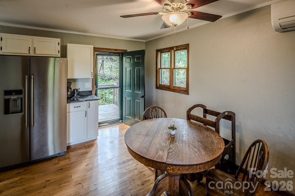 Single Family Residence at 460 Harley Perry Road, Zionville, photo 10 of 45