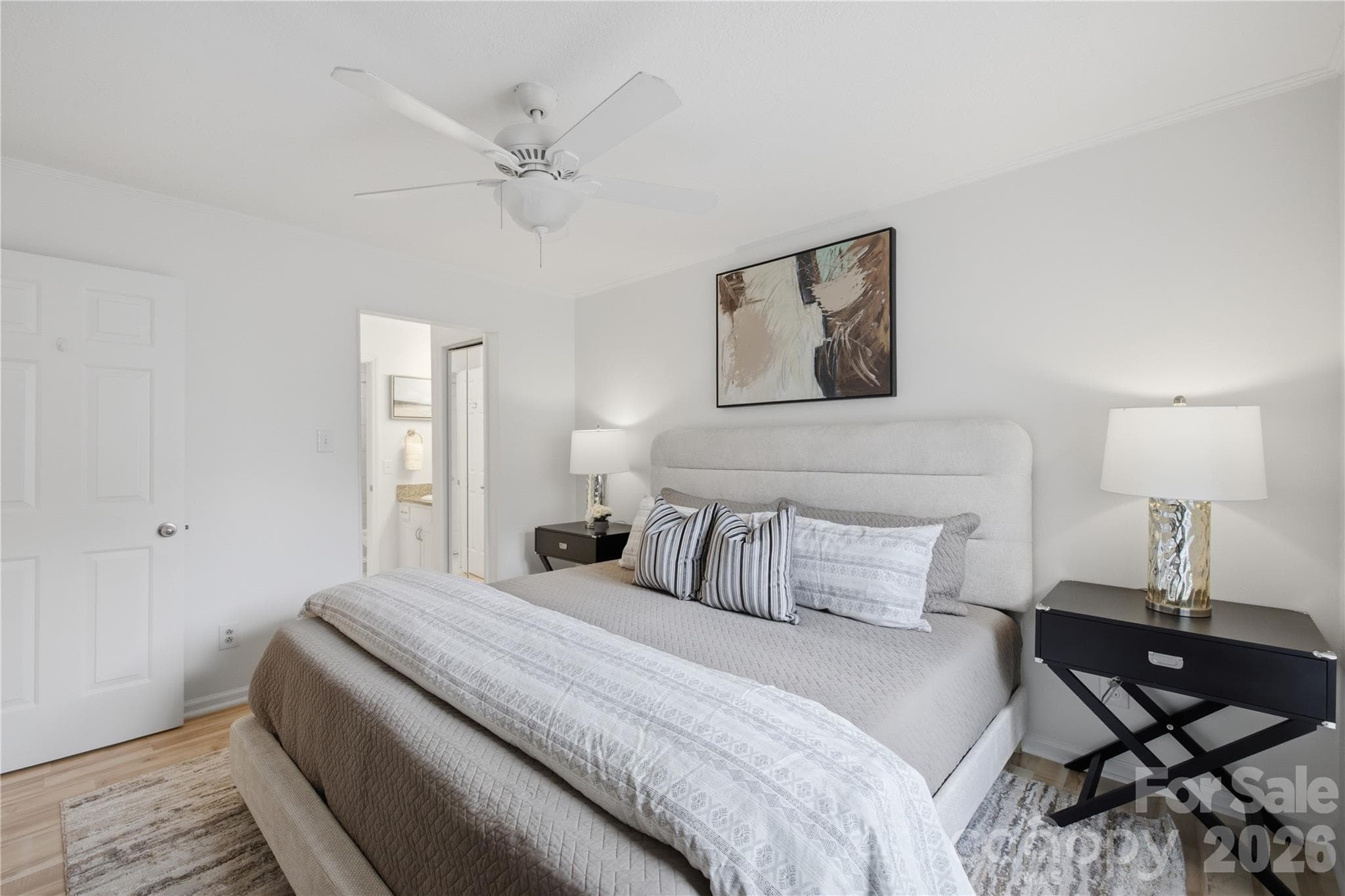 Condominium at 1109 E Morehead Street, Charlotte, photo 11 of 22