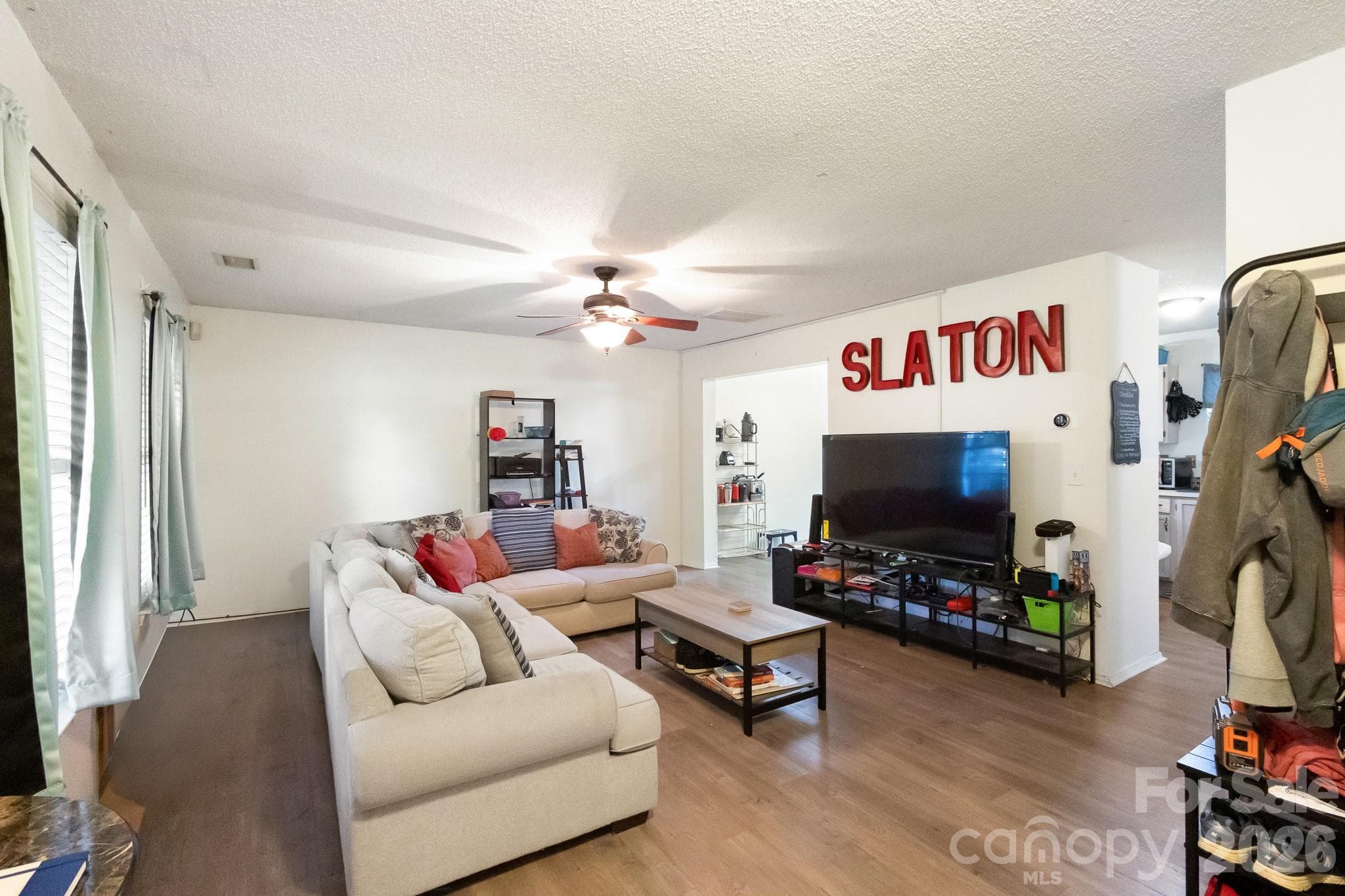 Single Family Residence at 3081 Parade Lane SW, Concord, photo 3 of 32