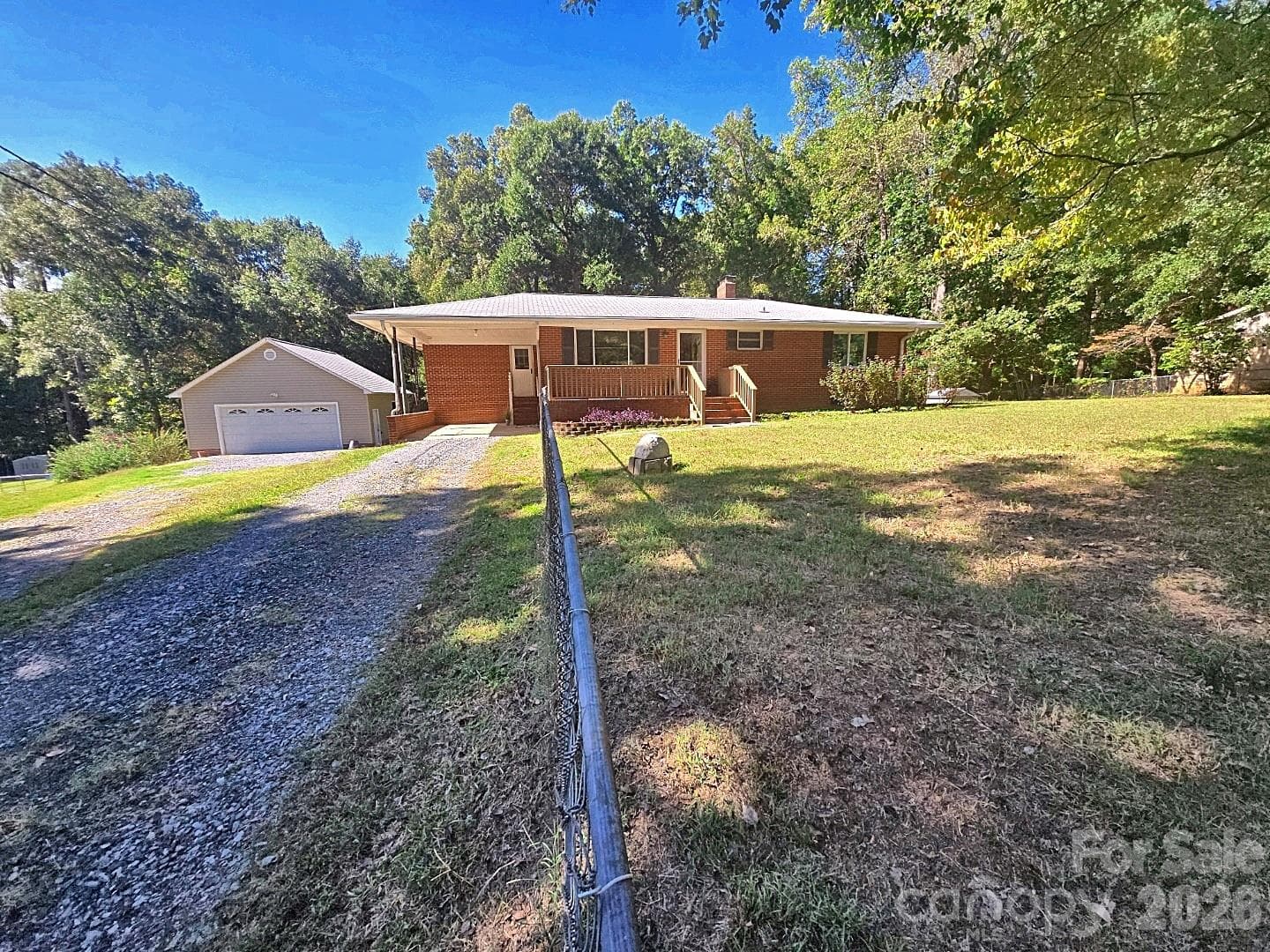 Front Exterior - 1627 W Lakewood Drive, Rock Hill