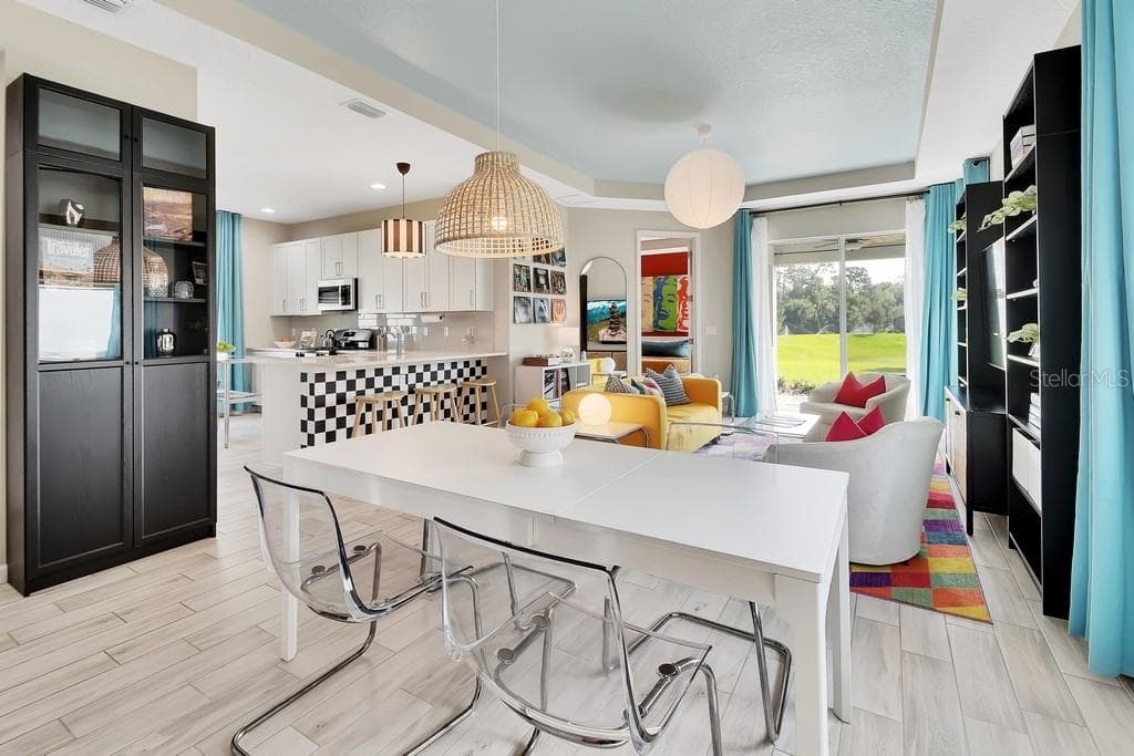Single Family Residence at 255 NORTHCOTE CT, DELAND, photo 8 of 52