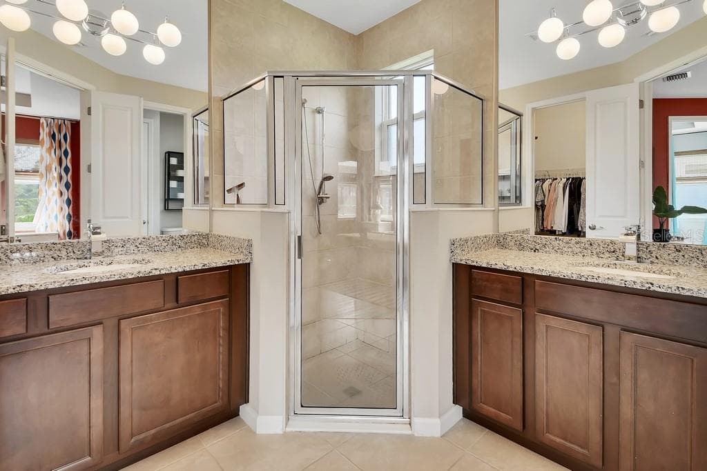 Single Family Residence at 255 NORTHCOTE CT, DELAND, photo 17 of 52