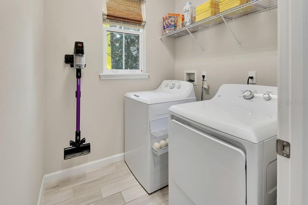 Single Family Residence at 255 NORTHCOTE CT, DELAND, photo 20 of 52