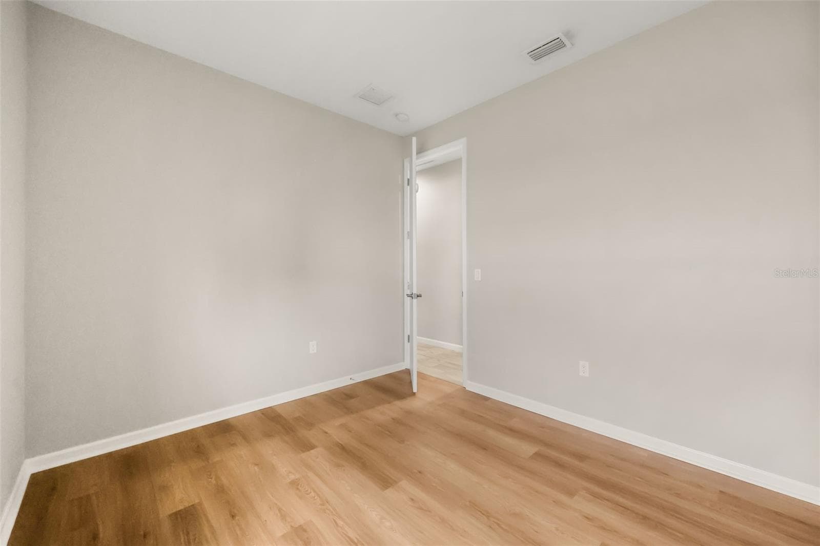 Single Family Residence at 255 NORTHCOTE CT, DELAND, photo 28 of 52