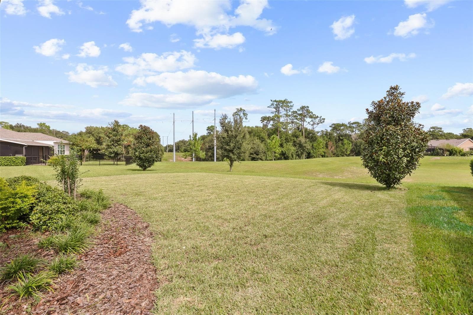 Single Family Residence at 255 NORTHCOTE CT, DELAND, photo 33 of 52