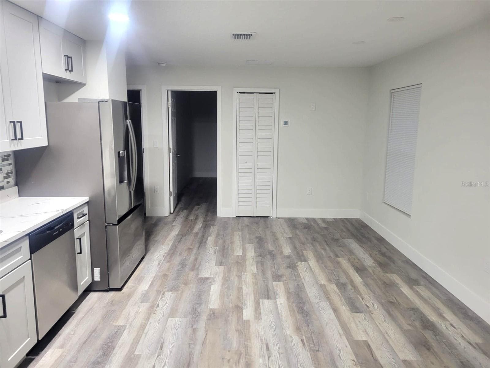 Single Family Residence at 7204 PLANTAIN DR, ORLANDO, photo 3 of 9