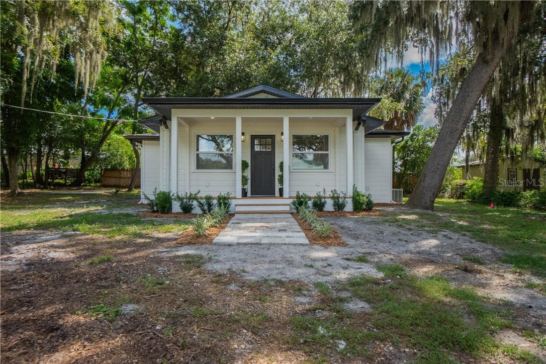 Single Family Residence at 221 S Raven TER, INVERNESS FL 34450, photo 2 of 34