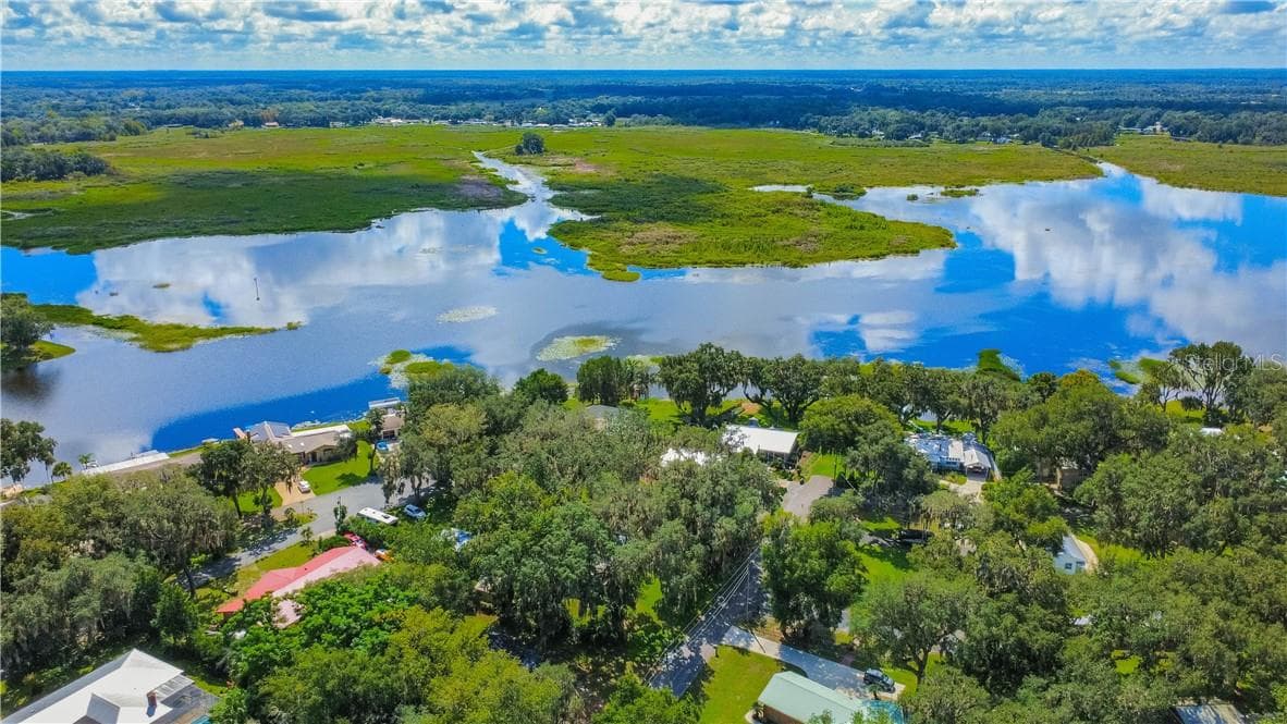 Water View Across Street - 221 S Raven TER, INVERNESS FL 34450