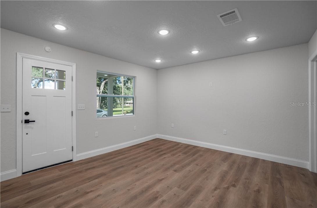 Single Family Residence at 221 S Raven TER, INVERNESS FL 34450, photo 5 of 34
