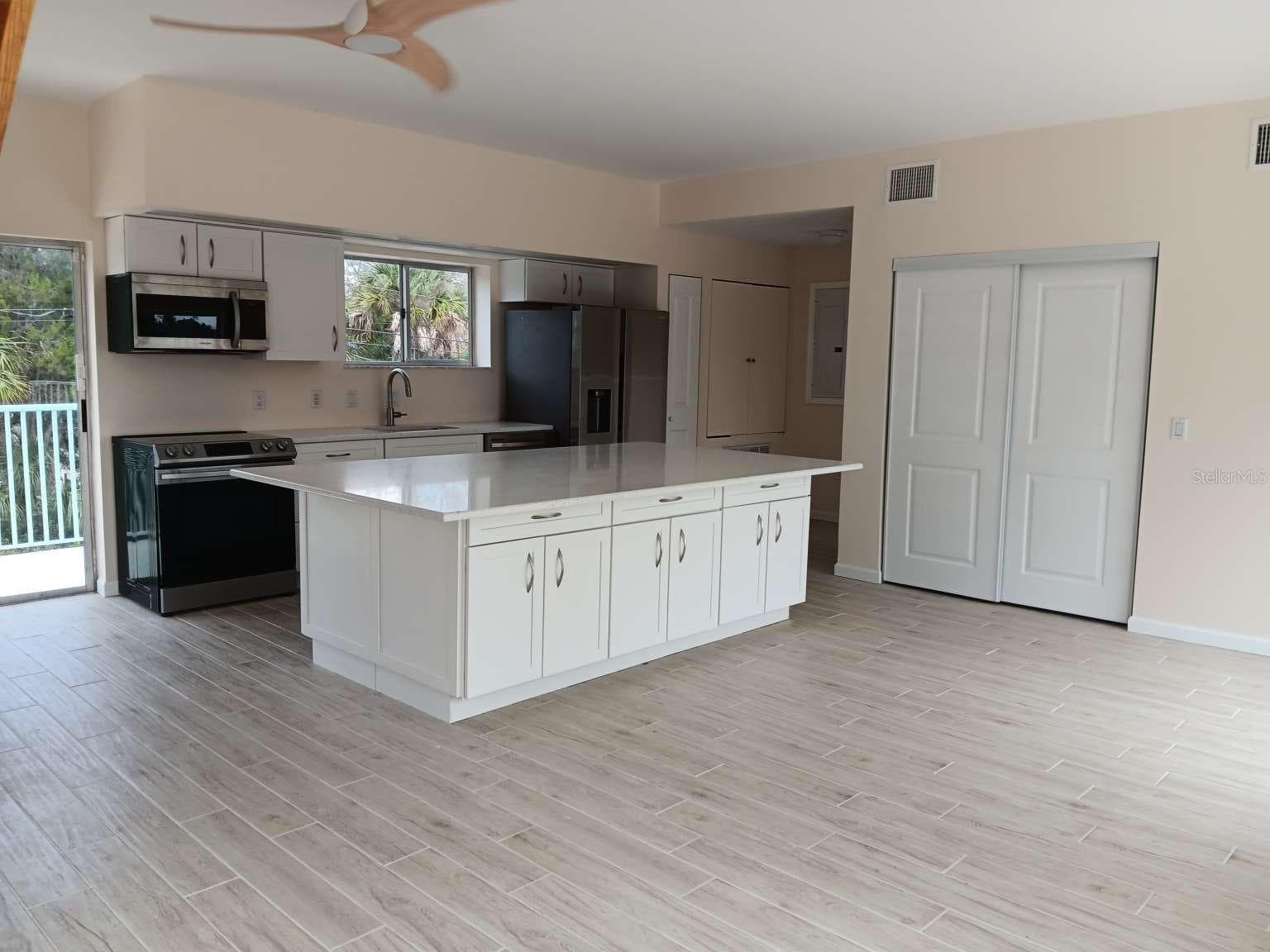 Single Family Residence at 1334 OSOWAW BLVD, SPRING HILL, photo 19 of 24