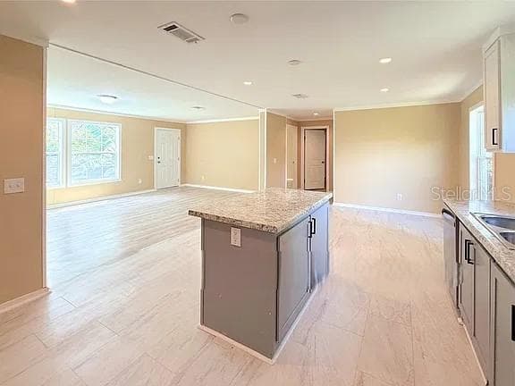 Manufactured Home at 8143 TEXAS ST, JACKSONVILLE, photo 2 of 22