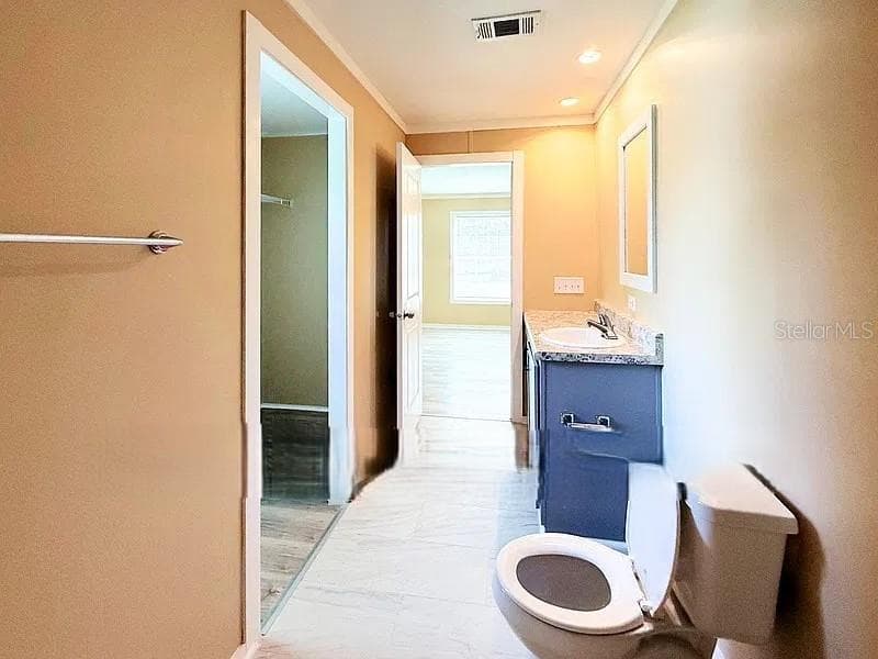 Manufactured Home at 8143 TEXAS ST, JACKSONVILLE, photo 15 of 22