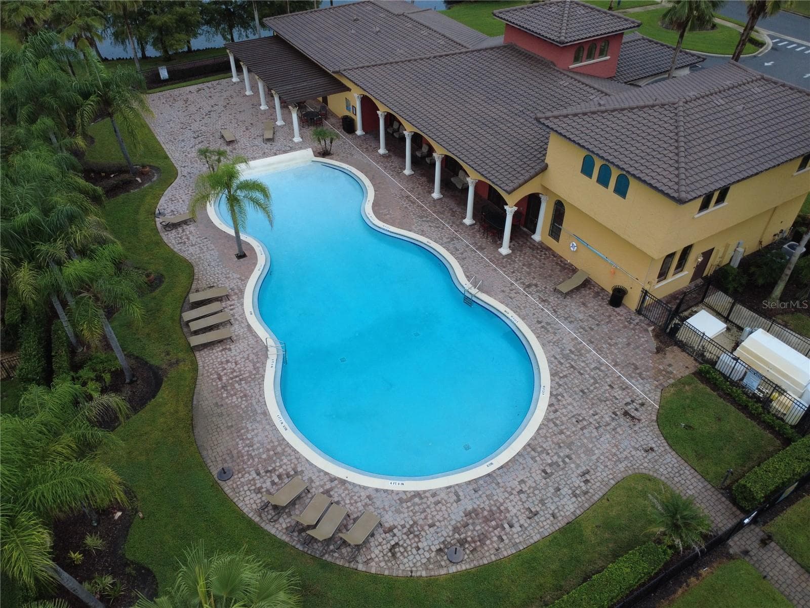 Private Community pool - 339 LAZIO CIR, DEBARY