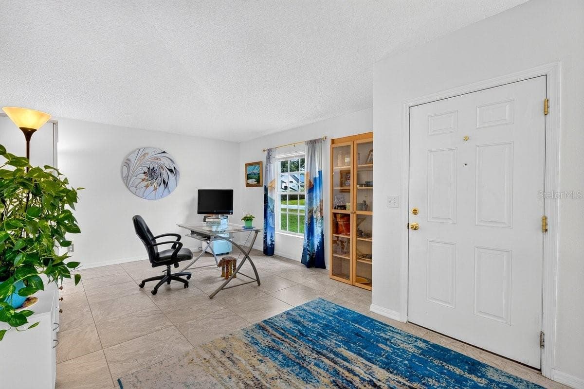 Single Family Residence at 2718 TAMARIND DR, EDGEWATER, photo 5 of 47