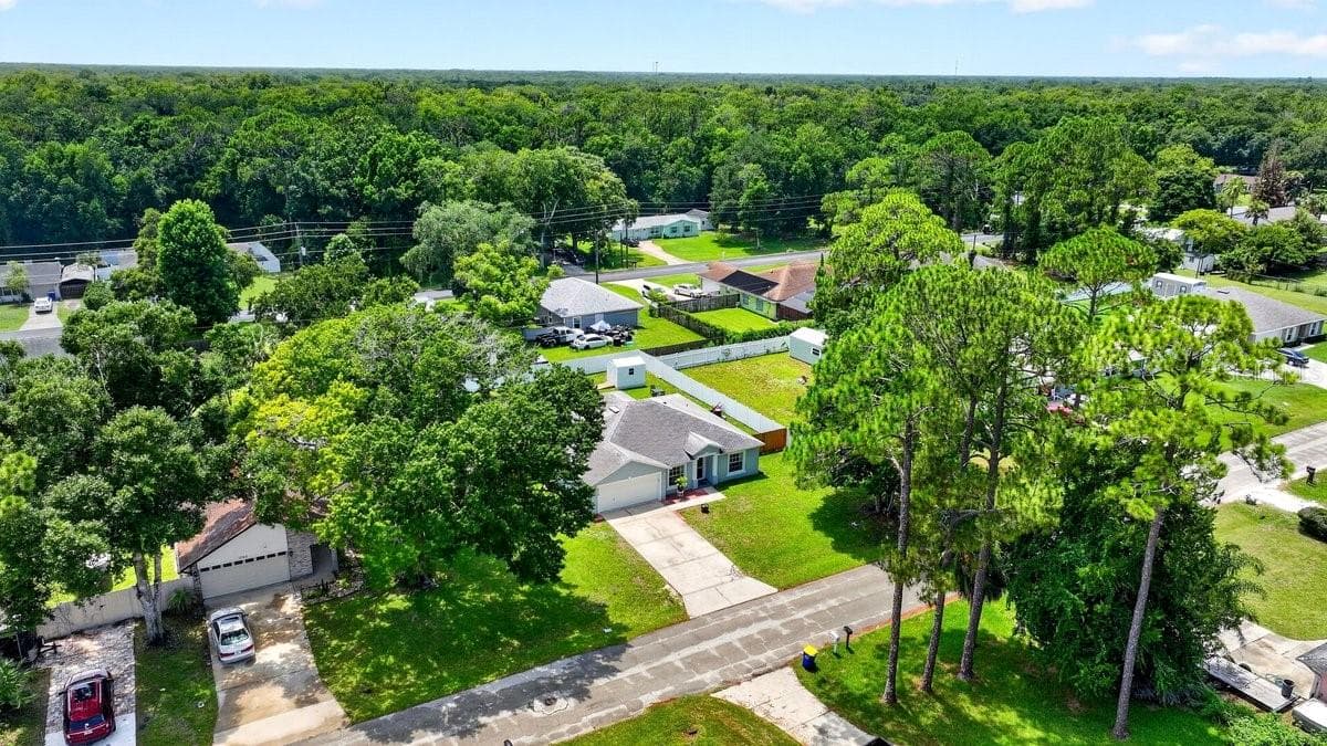Single Family Residence at 2718 TAMARIND DR, EDGEWATER, photo 44 of 47