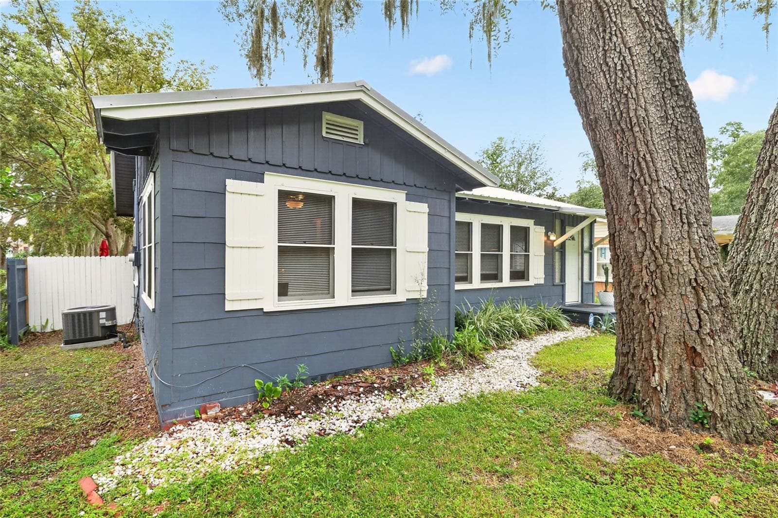 Single Family Residence at 1242 NW 30TH AVE, GAINESVILLE, photo 56 of 61
