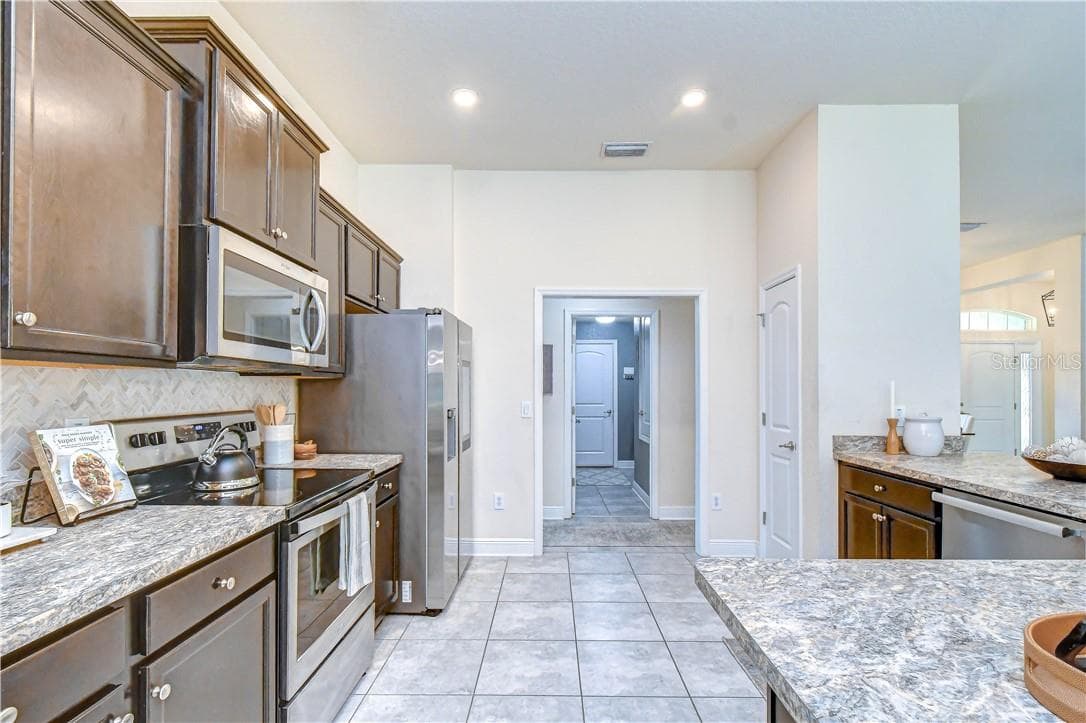 Single Family Residence at 3358 Ponytail CT, SPRINGHILL FL 34609, Spring Hill, photo 20 of 40