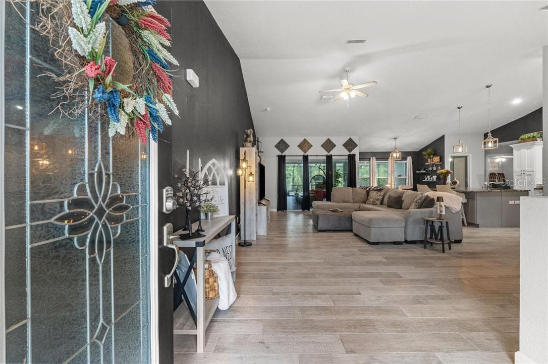 Single Family Residence at 4631 N Rushmore LOOP, BEVERLYHILLS FL 34465, Beverly Hills, photo 4 of 41