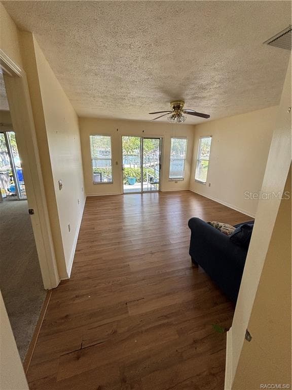 Condominium at 11014 W Cove Harbor DR, CRYSTALRIVER FL 34428, Crystal River, photo 15 of 35