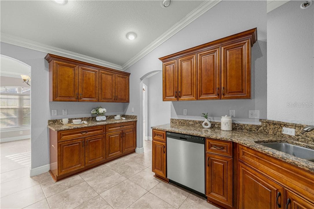 Kitchen - 16376 SE 81st CT, SUMMERFIELD FL 34491