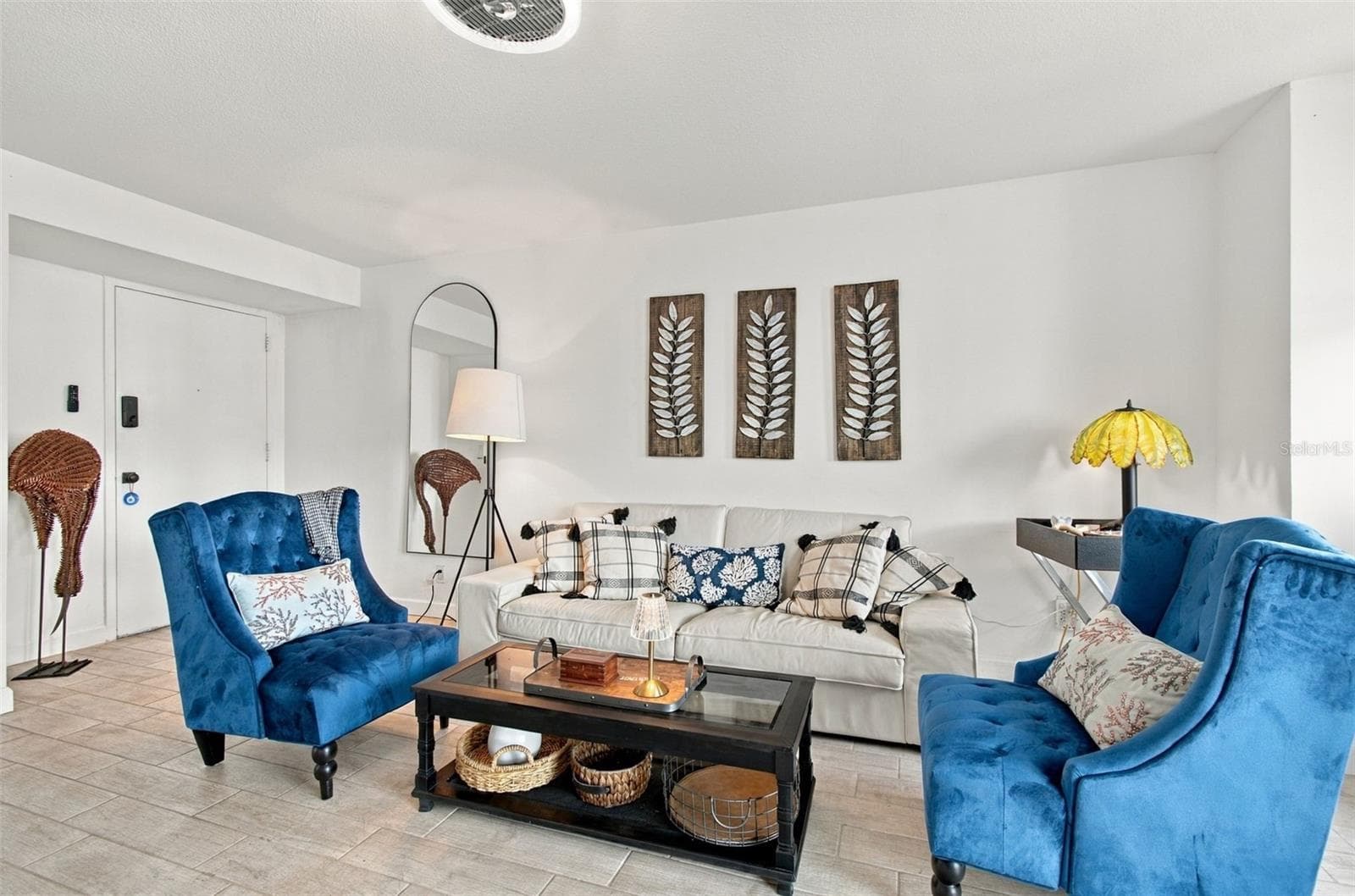 Living Room - 4015 BAYSHORE BLVD #11A, TAMPA