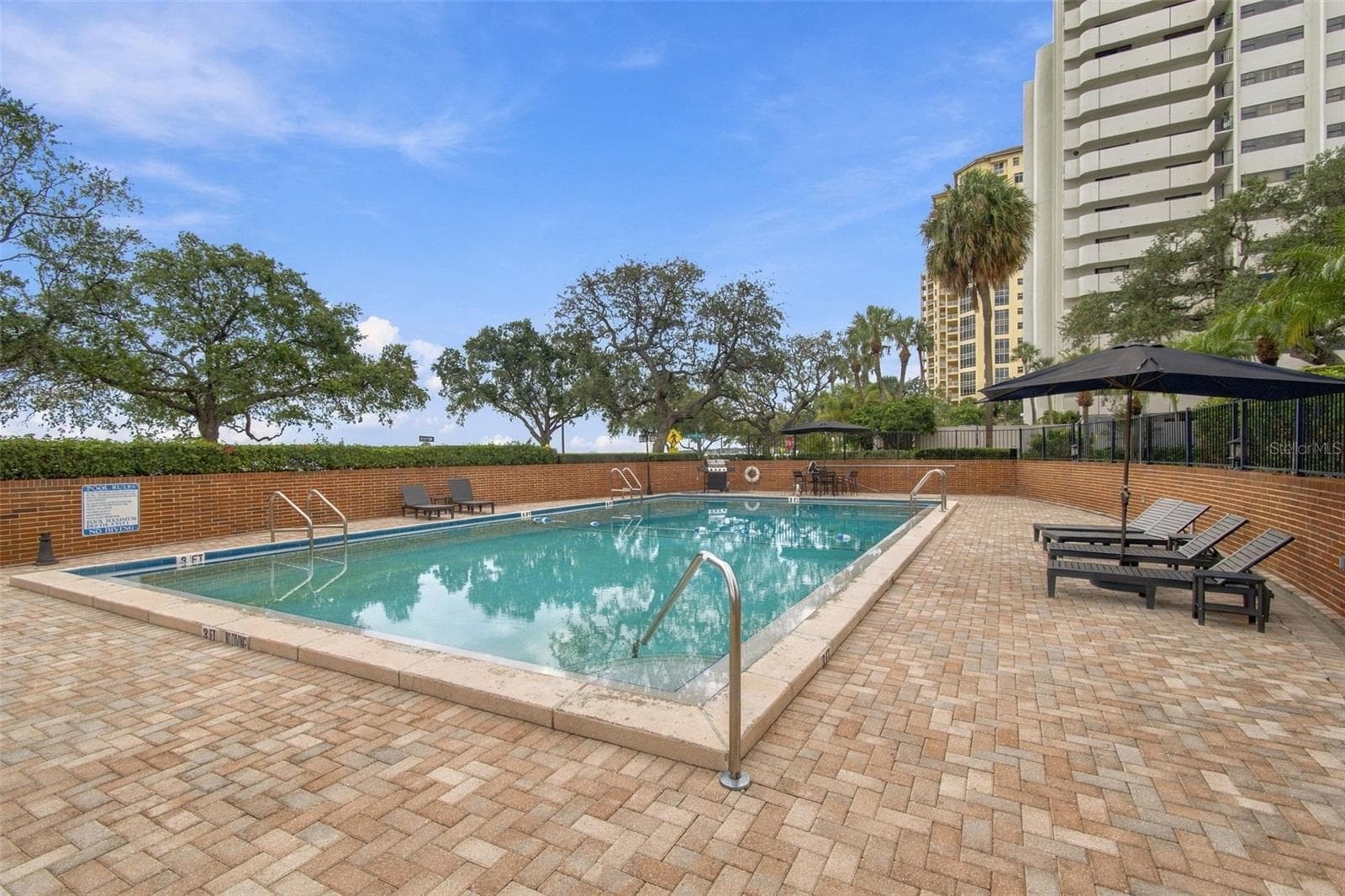 Community Pool - 4015 BAYSHORE BLVD #11A, TAMPA