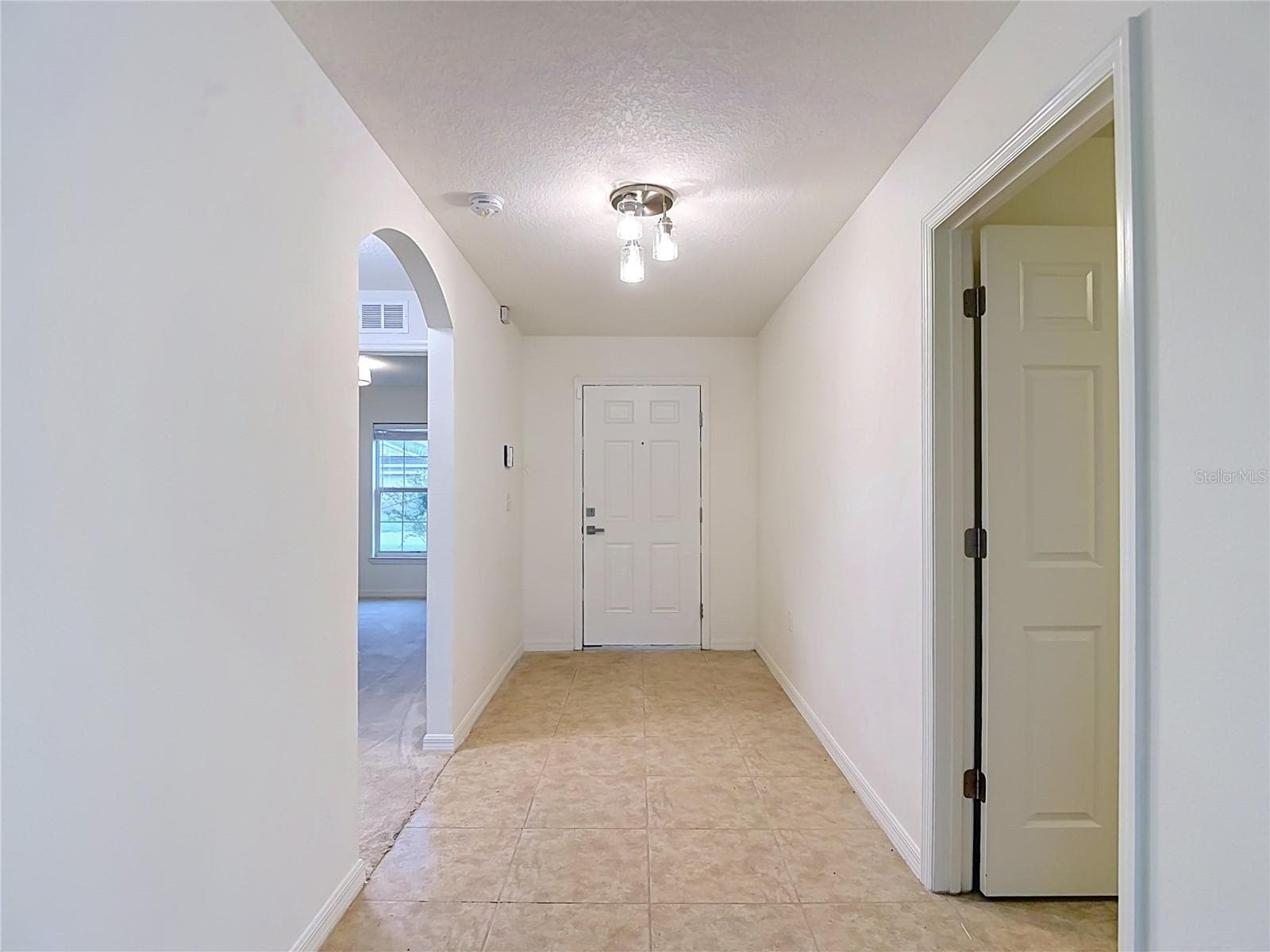 Single Family Residence at 30541 SATINLEAF RUN, BROOKSVILLE, photo 5 of 54
