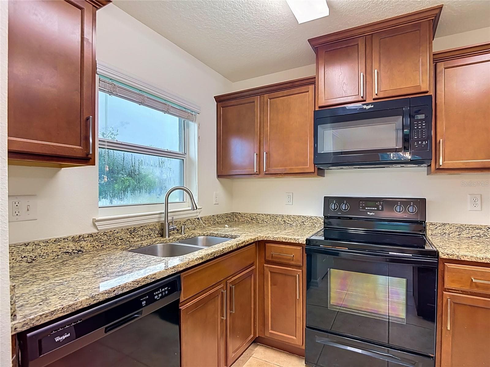 Single Family Residence at 30541 SATINLEAF RUN, BROOKSVILLE, photo 14 of 54