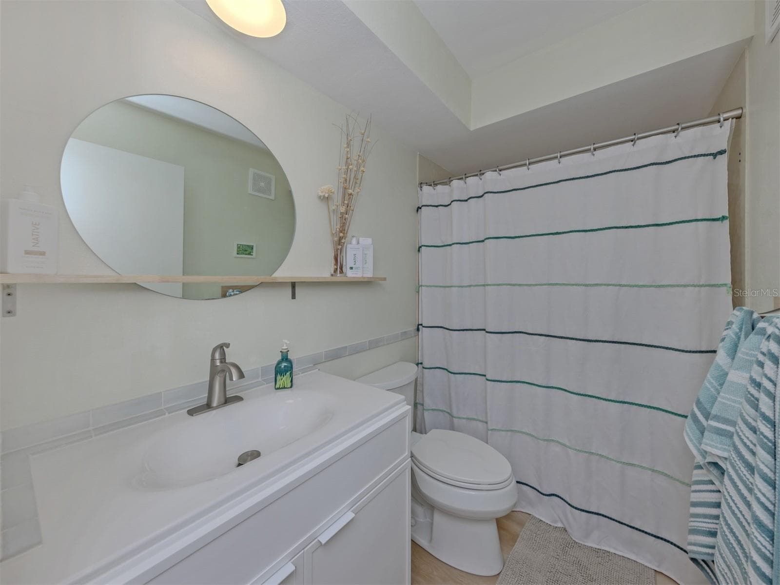 Guest Bathroom - 4713 WINSLOW BEACON #5, SARASOTA