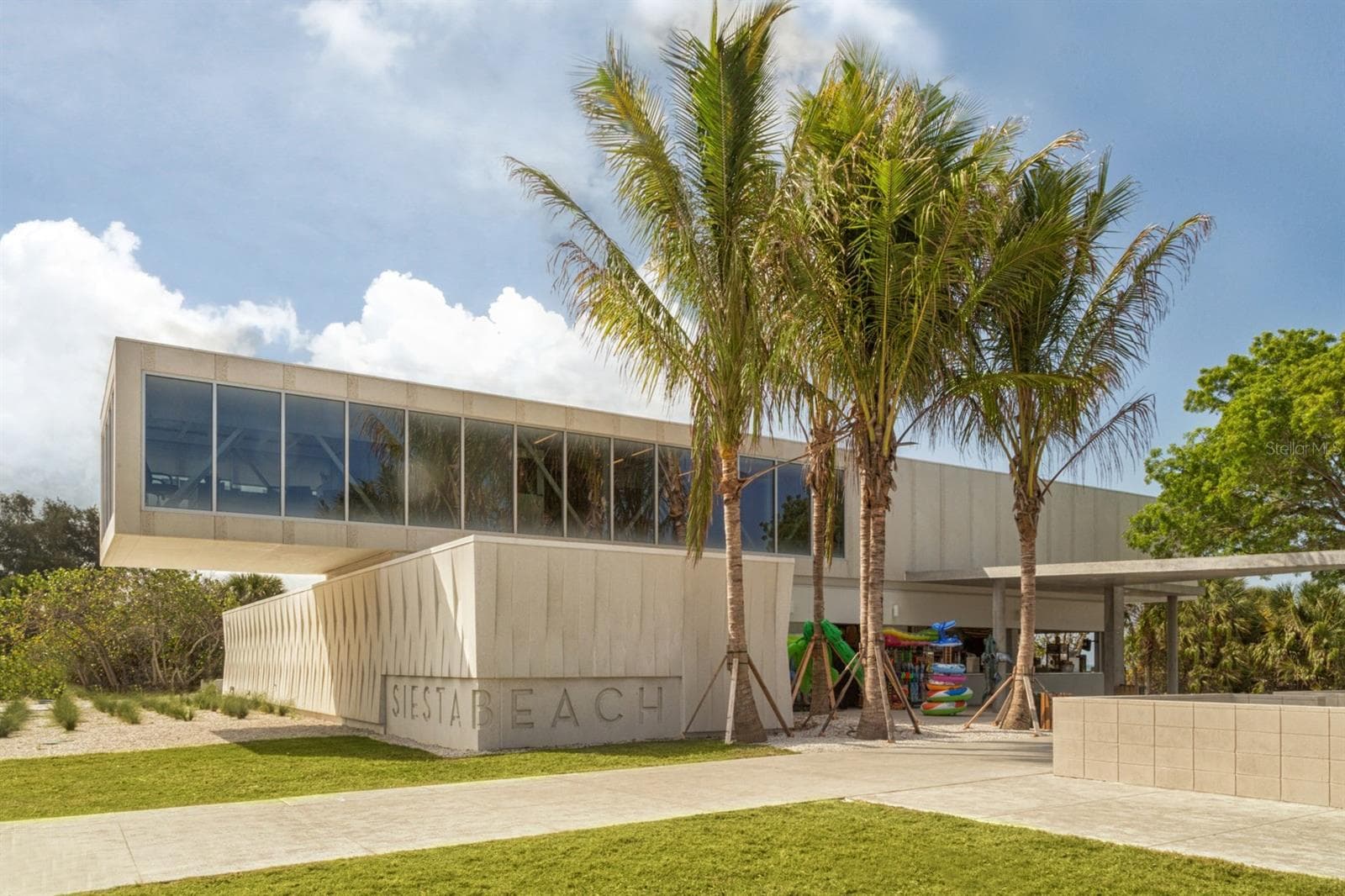 Condominium at 4713 WINSLOW BEACON #5, SARASOTA, photo 52 of 56
