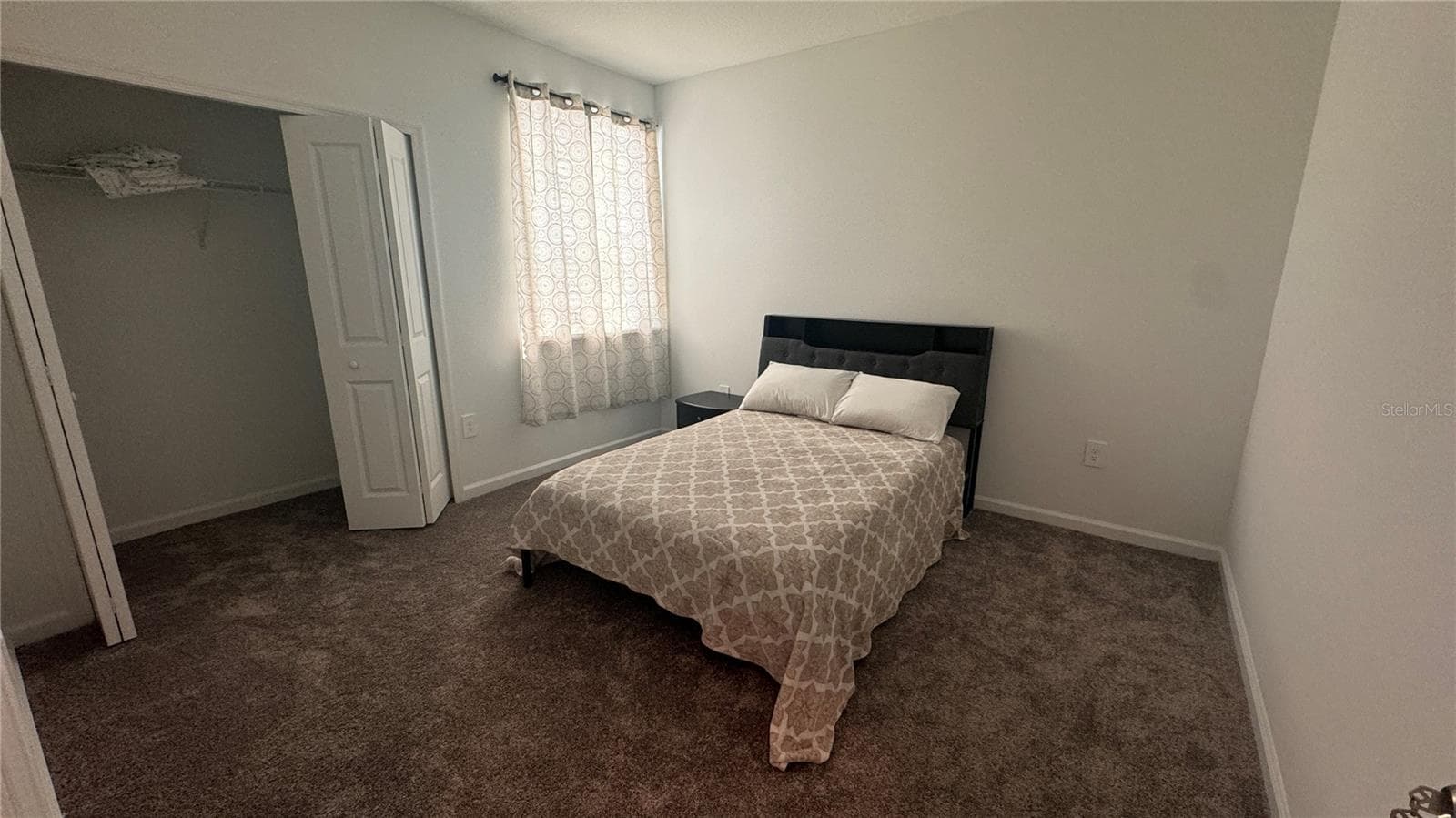 Townhouse at 138 NINE IRON DR, DAVENPORT, photo 3 of 5