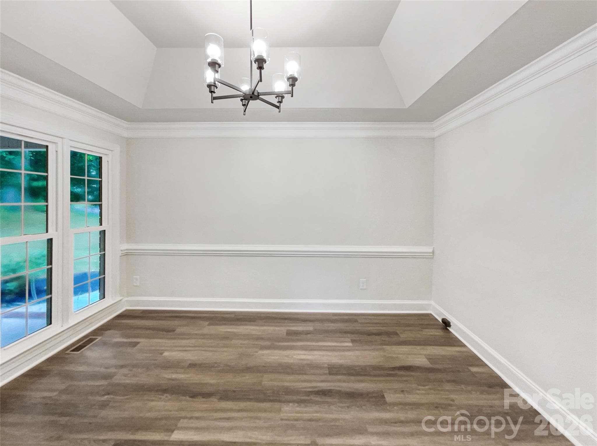 Single Family Residence at 8117 Shannon Woods Lane, Matthews, photo 20 of 48