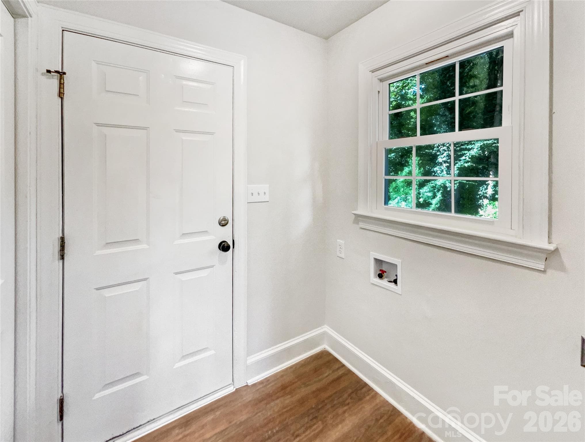 Single Family Residence at 8117 Shannon Woods Lane, Matthews, photo 26 of 48
