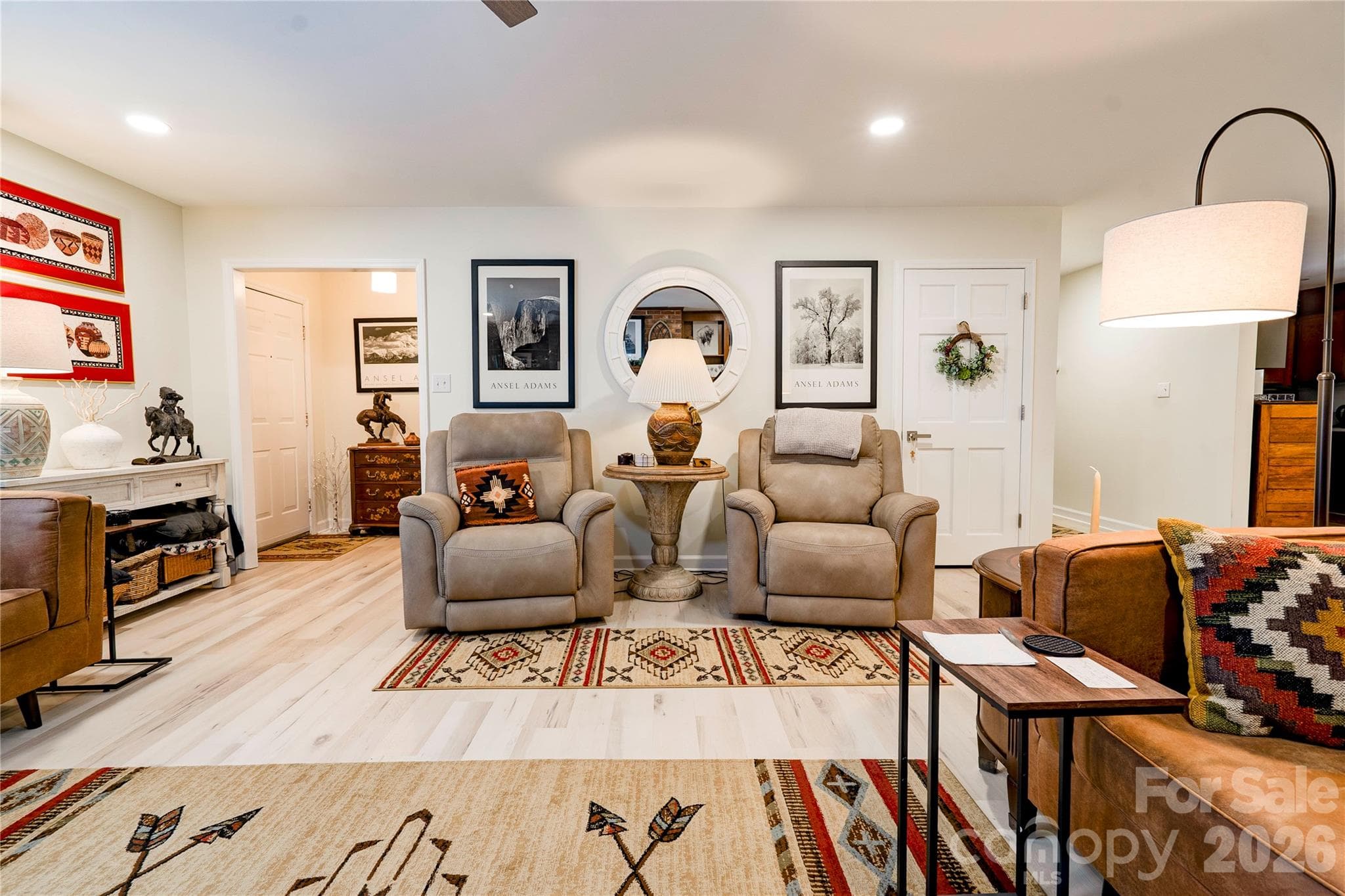 Den and entrance drop zone - 301 Pinkney Street, Shelby