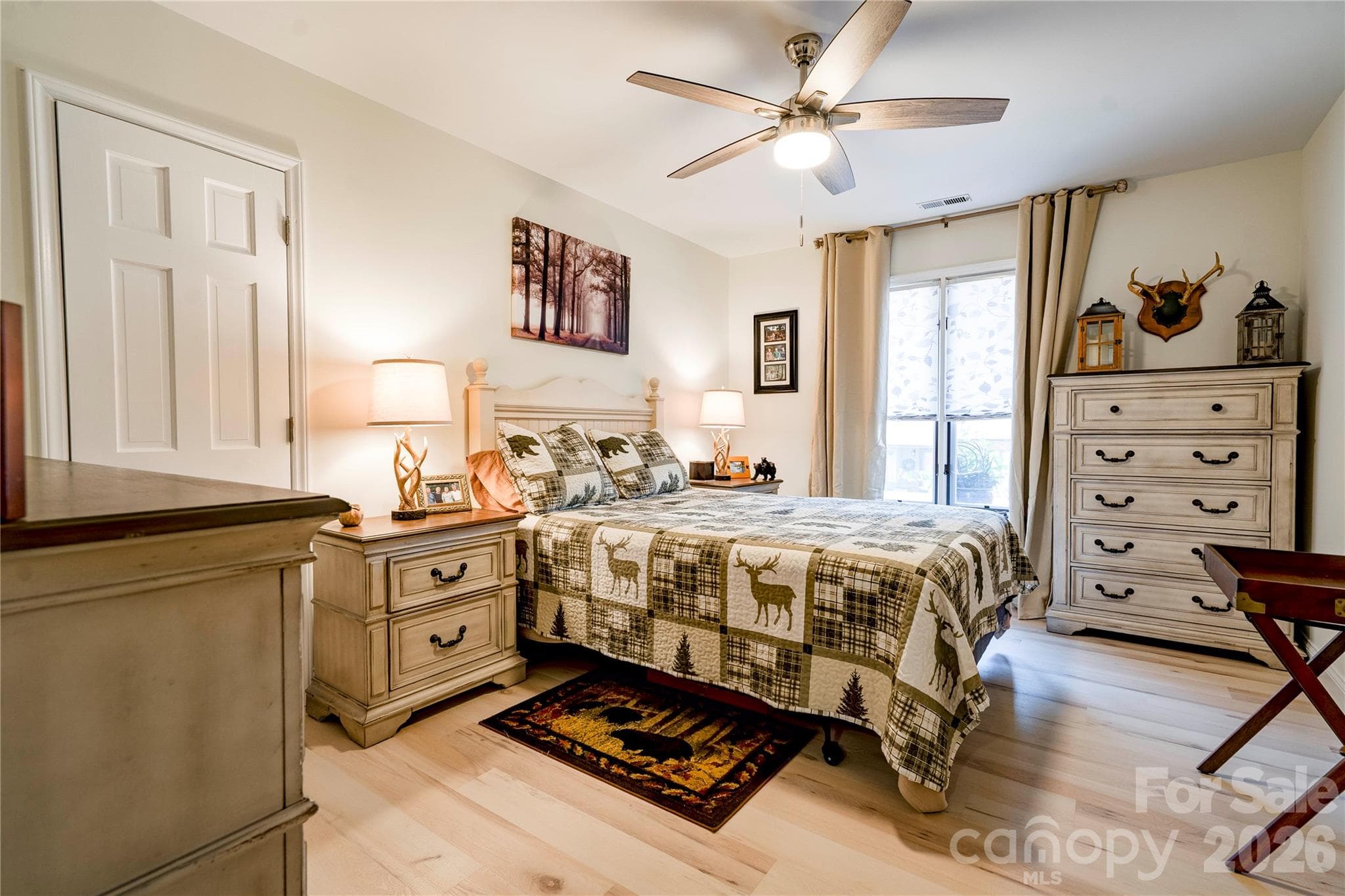 Third bedroom on the main level - 301 Pinkney Street, Shelby