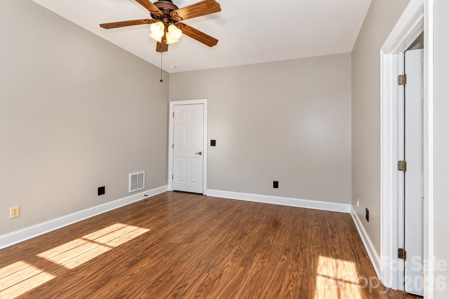 Single Family Residence at 138 Westhaven Drive, Statesville, photo 14 of 34