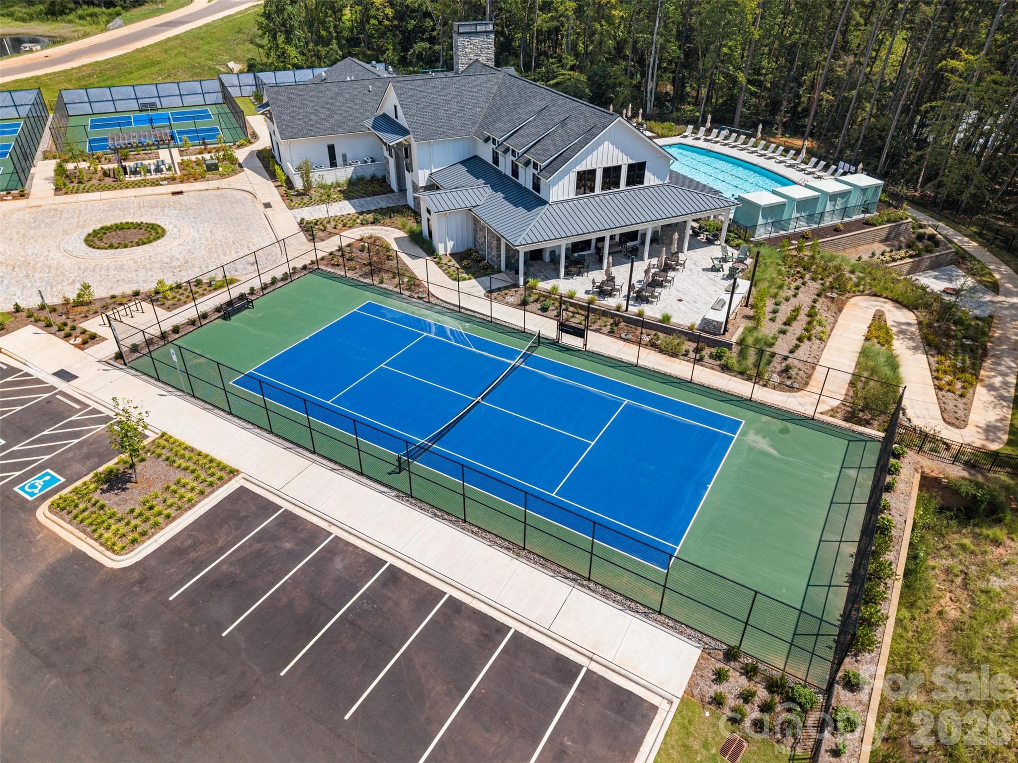 Single Family Residence at 5208 Glenwalk Drive, Charlotte, photo 42 of 48