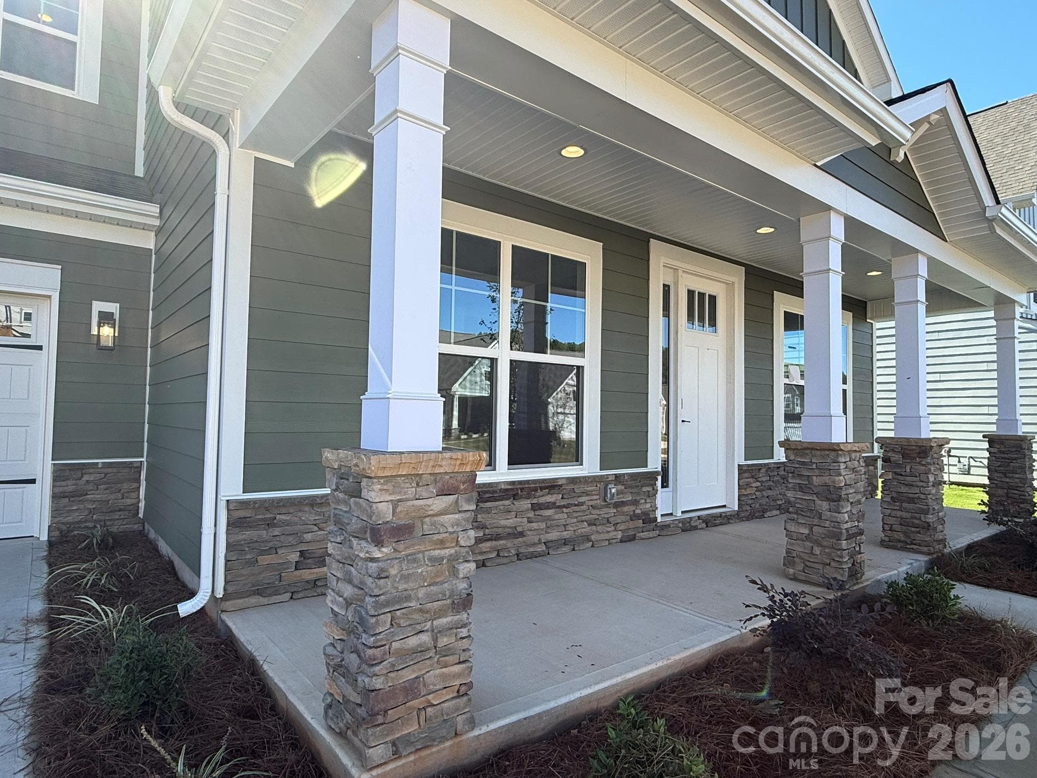 Front porch - 2215 Caravan Lane, Stanley