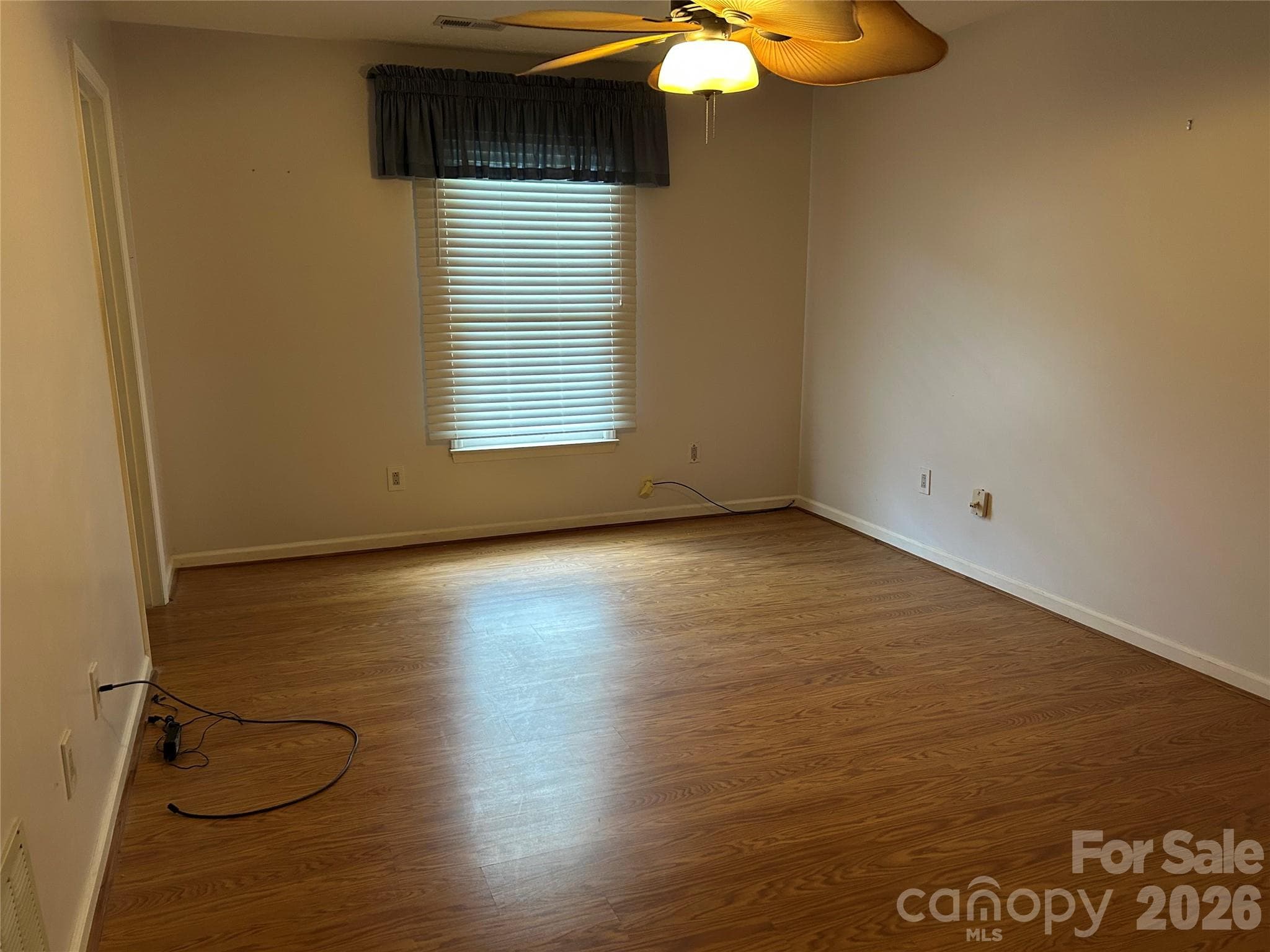 Primary bedroom - 118-1 Lattimore Street, Shelby
