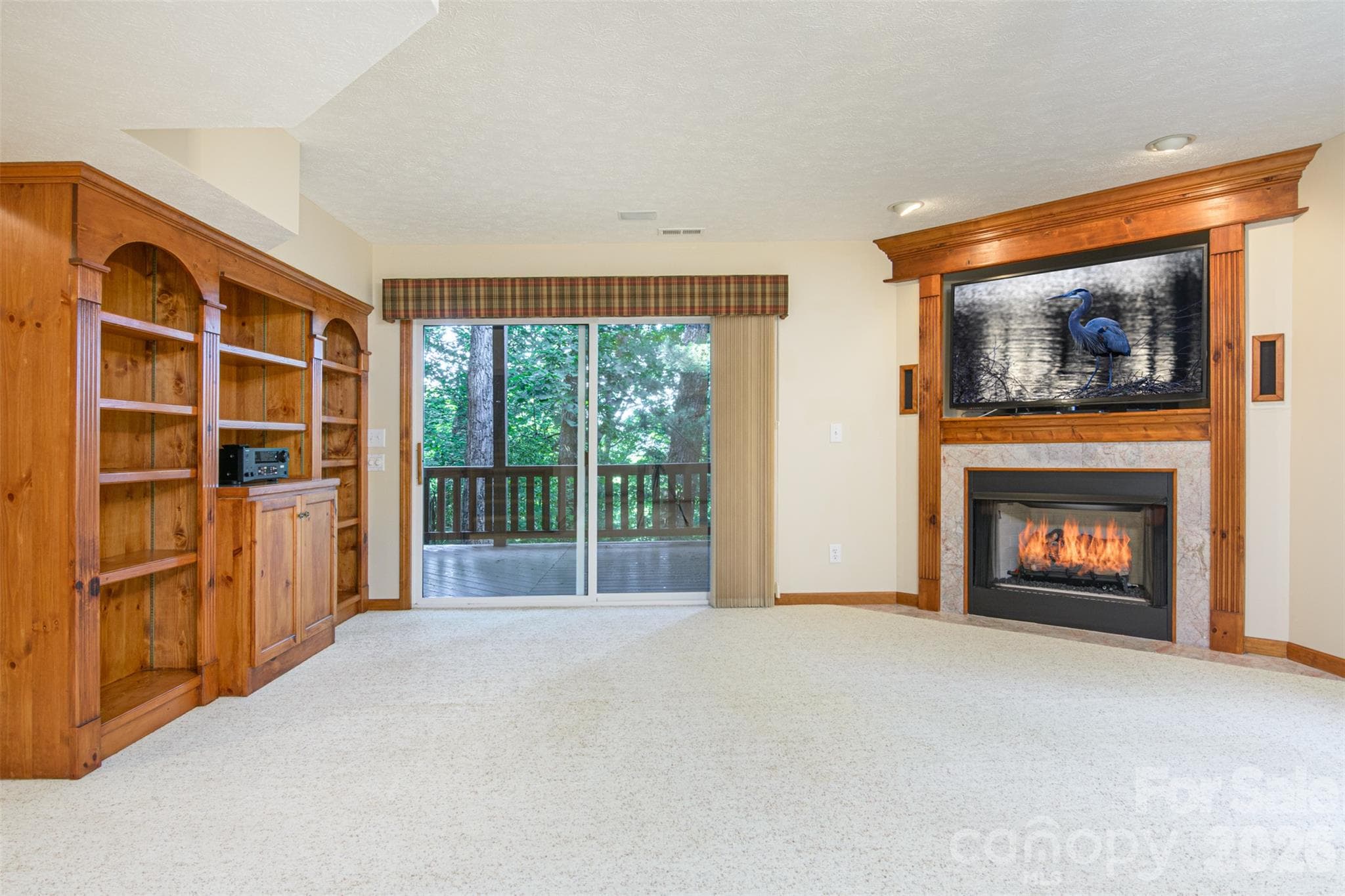 Single Family Residence at 299 Carriage Summitt Way, Hendersonville, photo 23 of 48