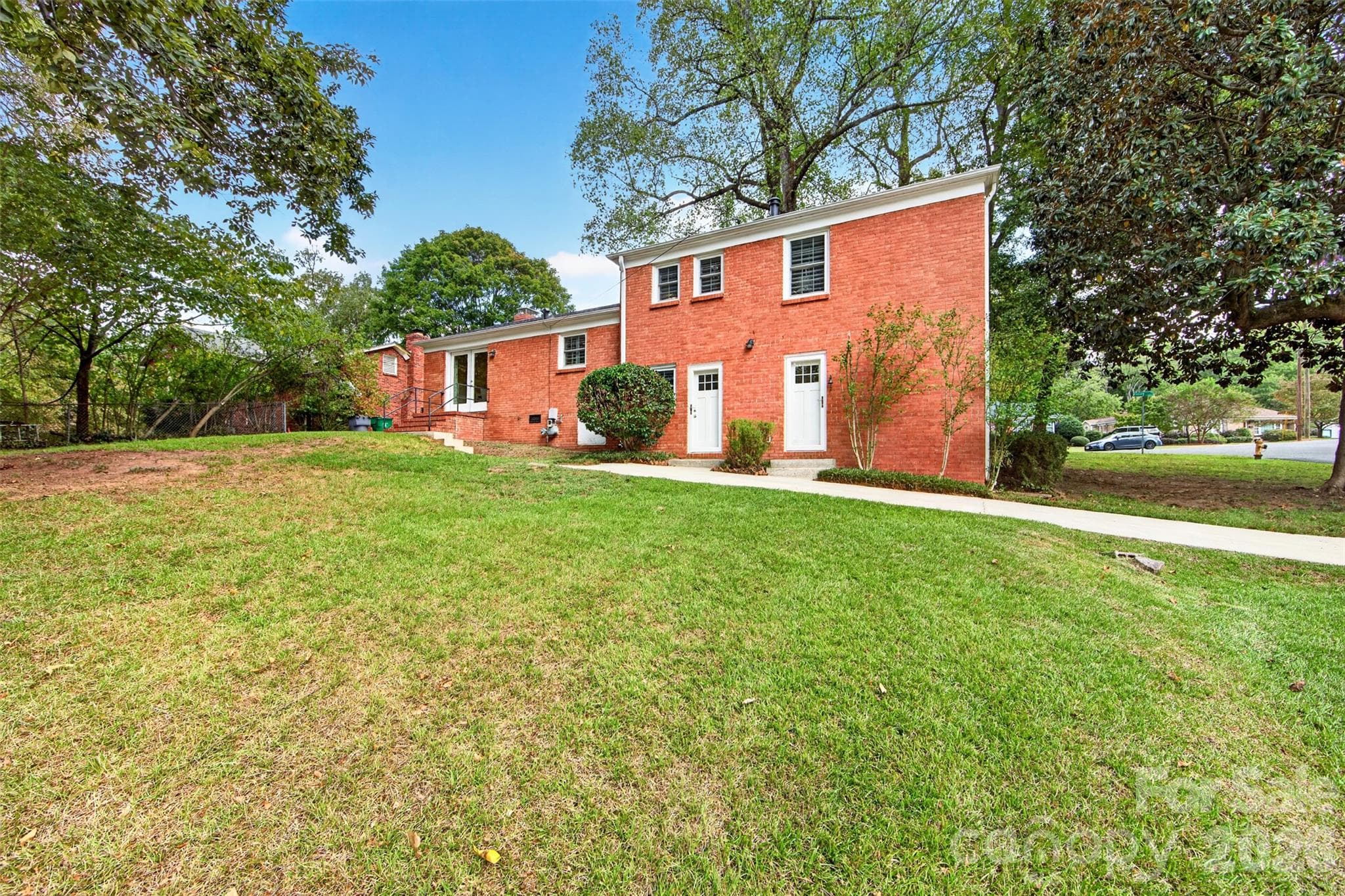 Single Family Residence at 3022 Finley Place, Charlotte, photo 43 of 45
