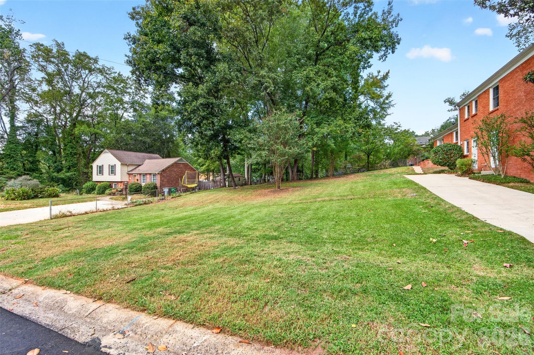 Single Family Residence at 3022 Finley Place, Charlotte, photo 44 of 45