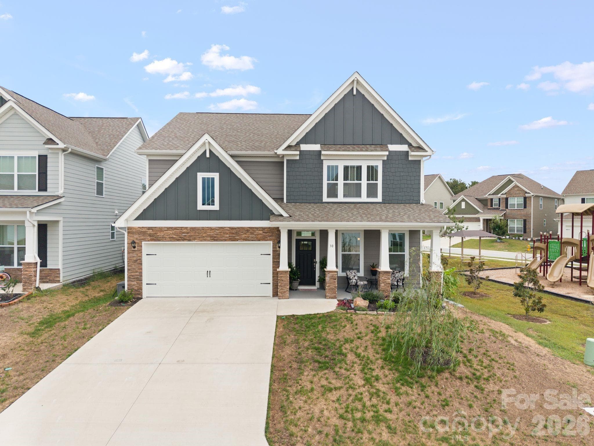 Single Family Residence at 30 Silverthorne Court, Hendersonville, photo 43 of 48
