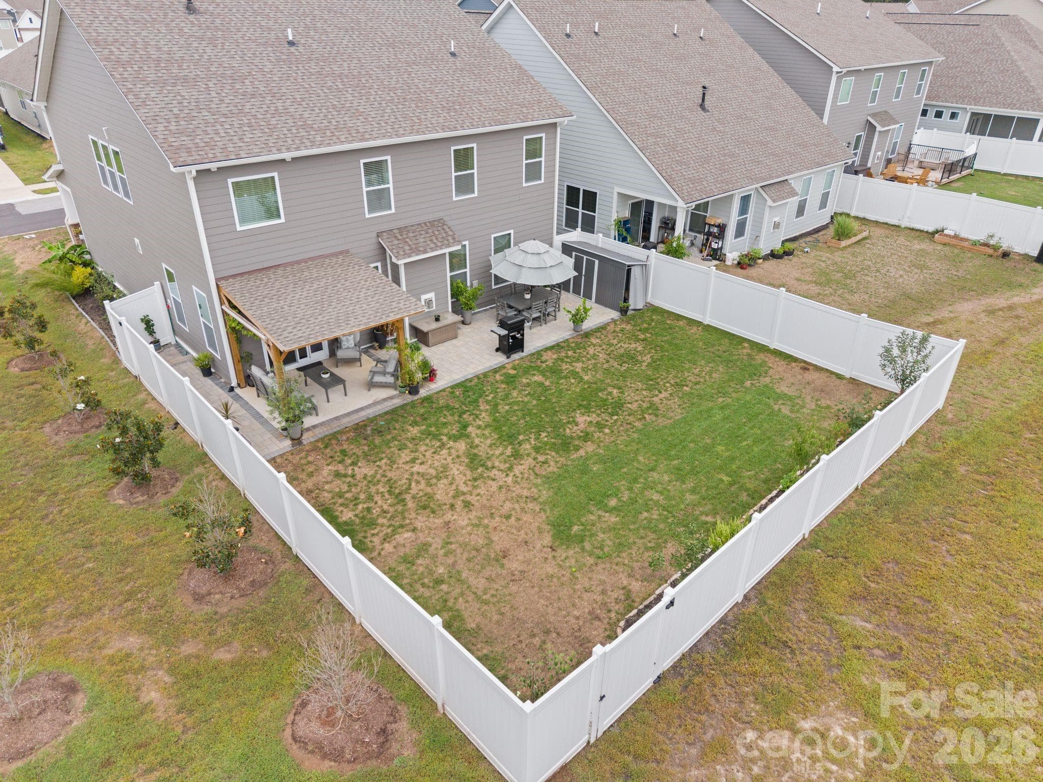 Single Family Residence at 30 Silverthorne Court, Hendersonville, photo 44 of 48