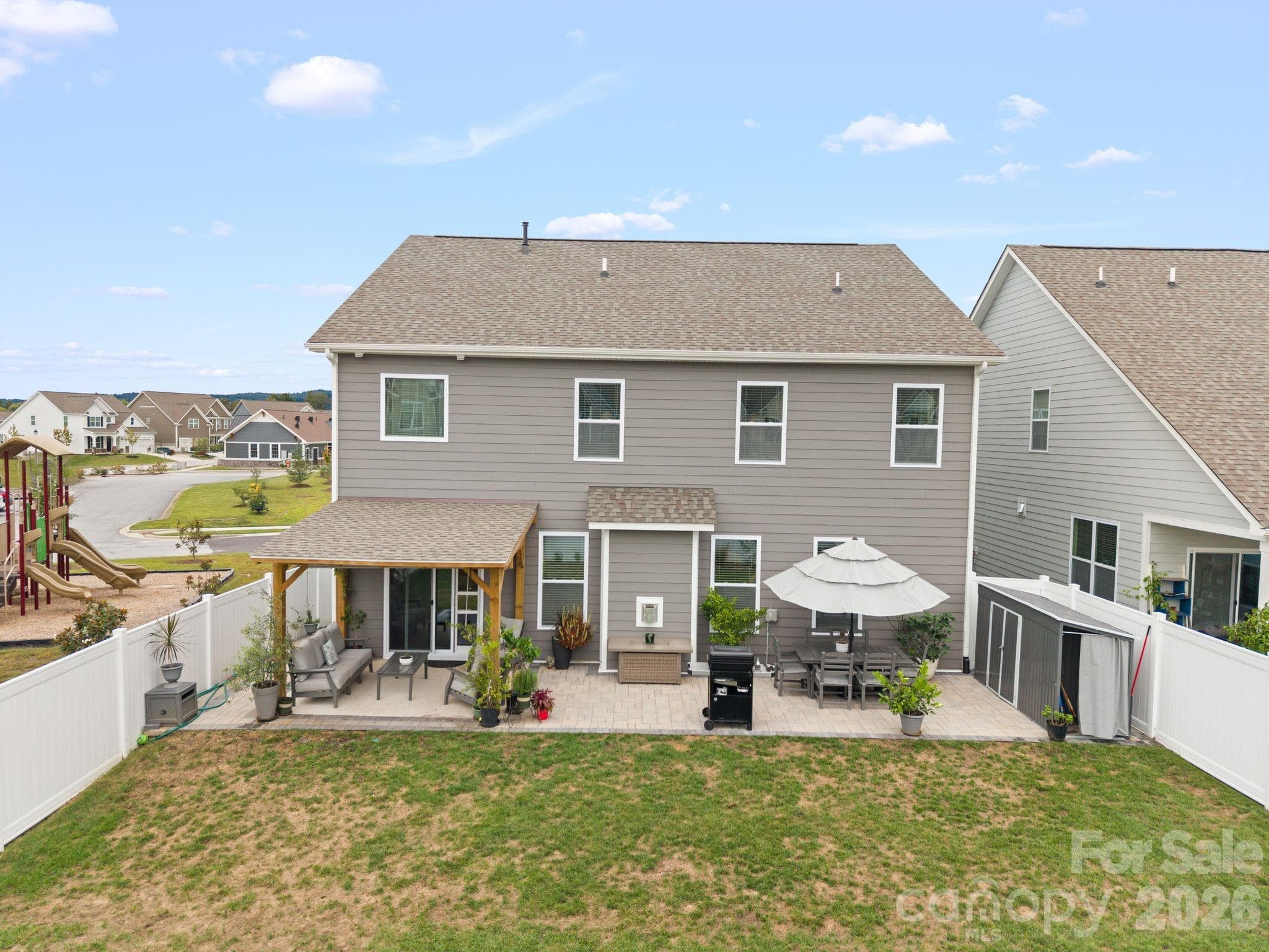 Single Family Residence at 30 Silverthorne Court, Hendersonville, photo 45 of 48