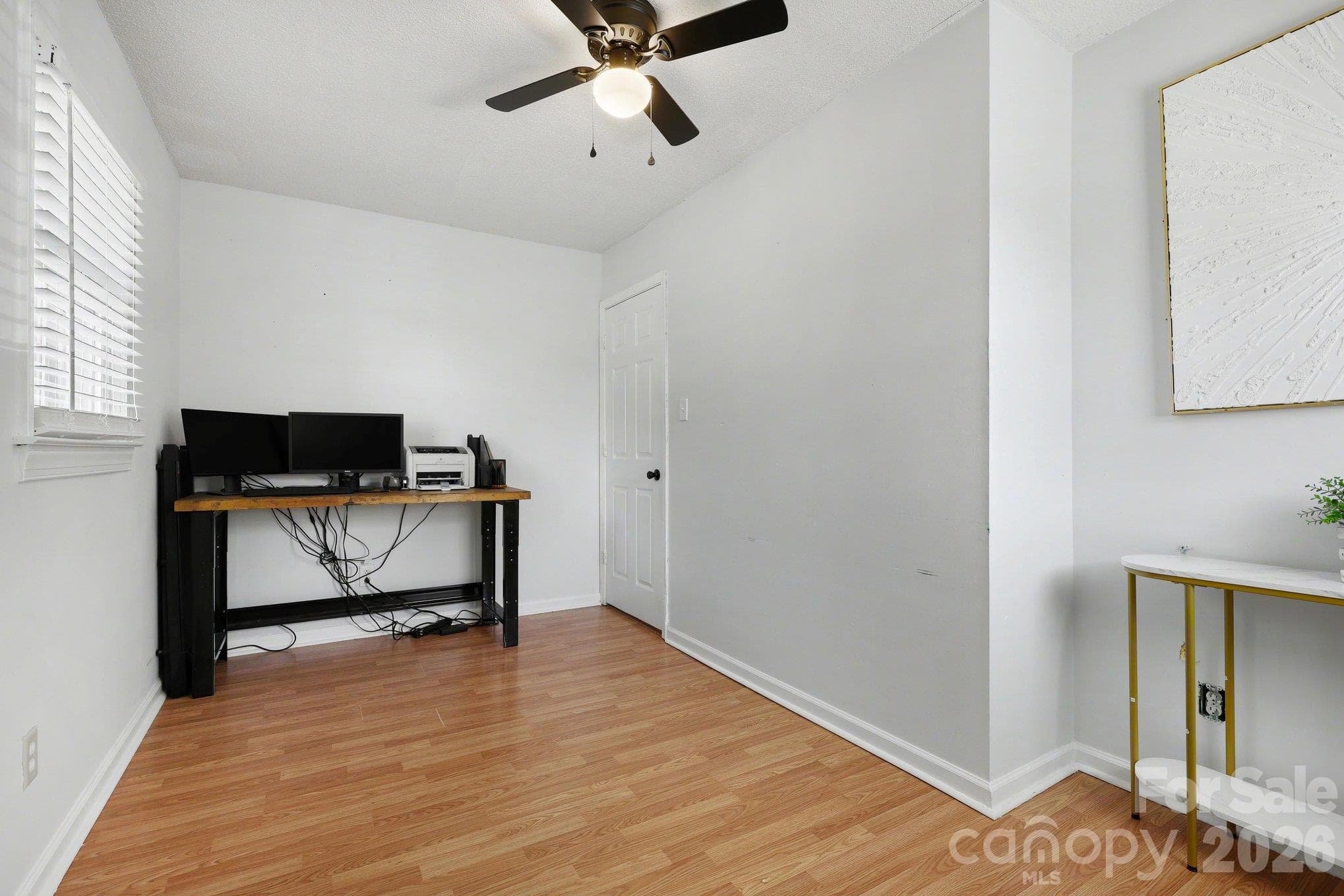 Single Family Residence at 160 E Chamblee Drive, Salisbury, photo 21 of 28