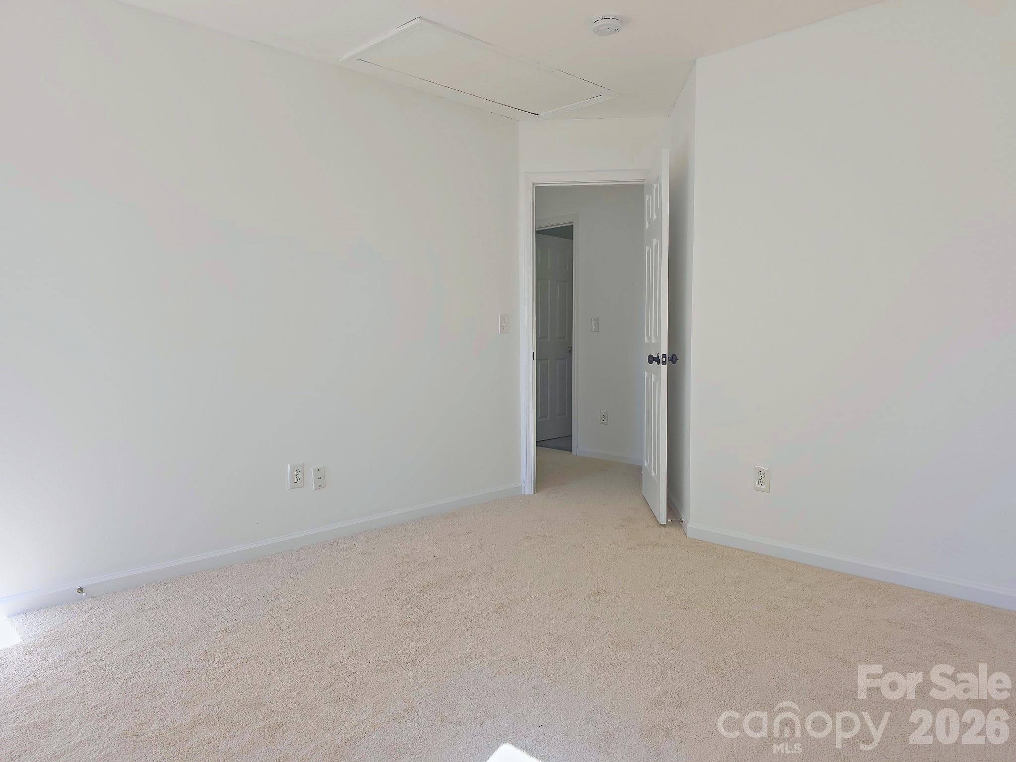 Single Family Residence at 5708 Falls Ridge Lane, Charlotte, photo 32 of 47
