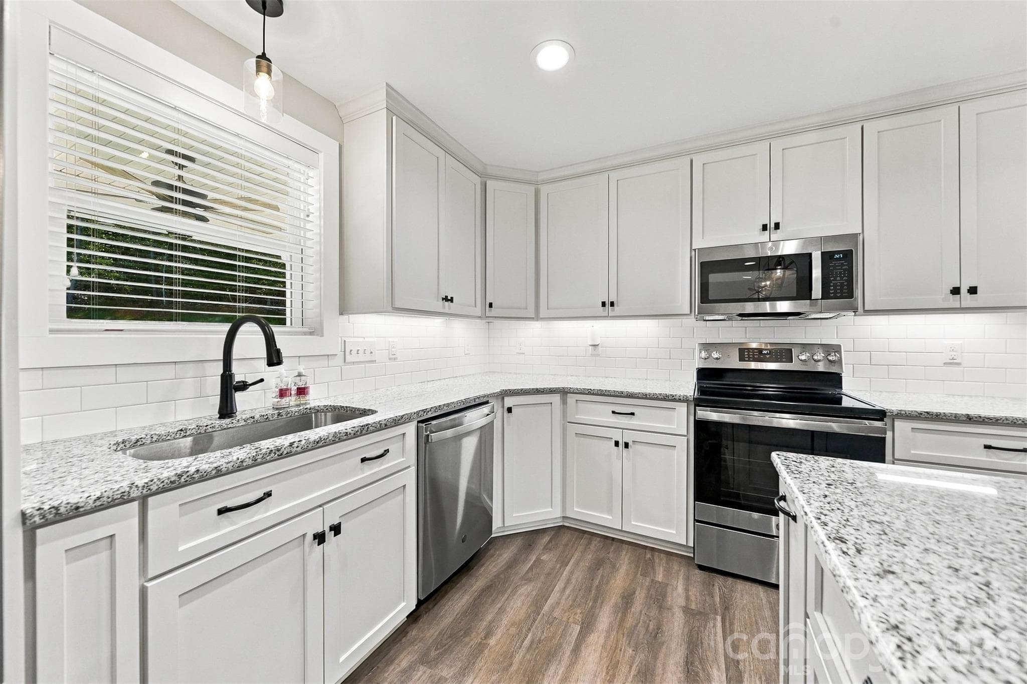 Single Family Residence at 41 Emerson Court, Taylorsville, photo 13 of 27