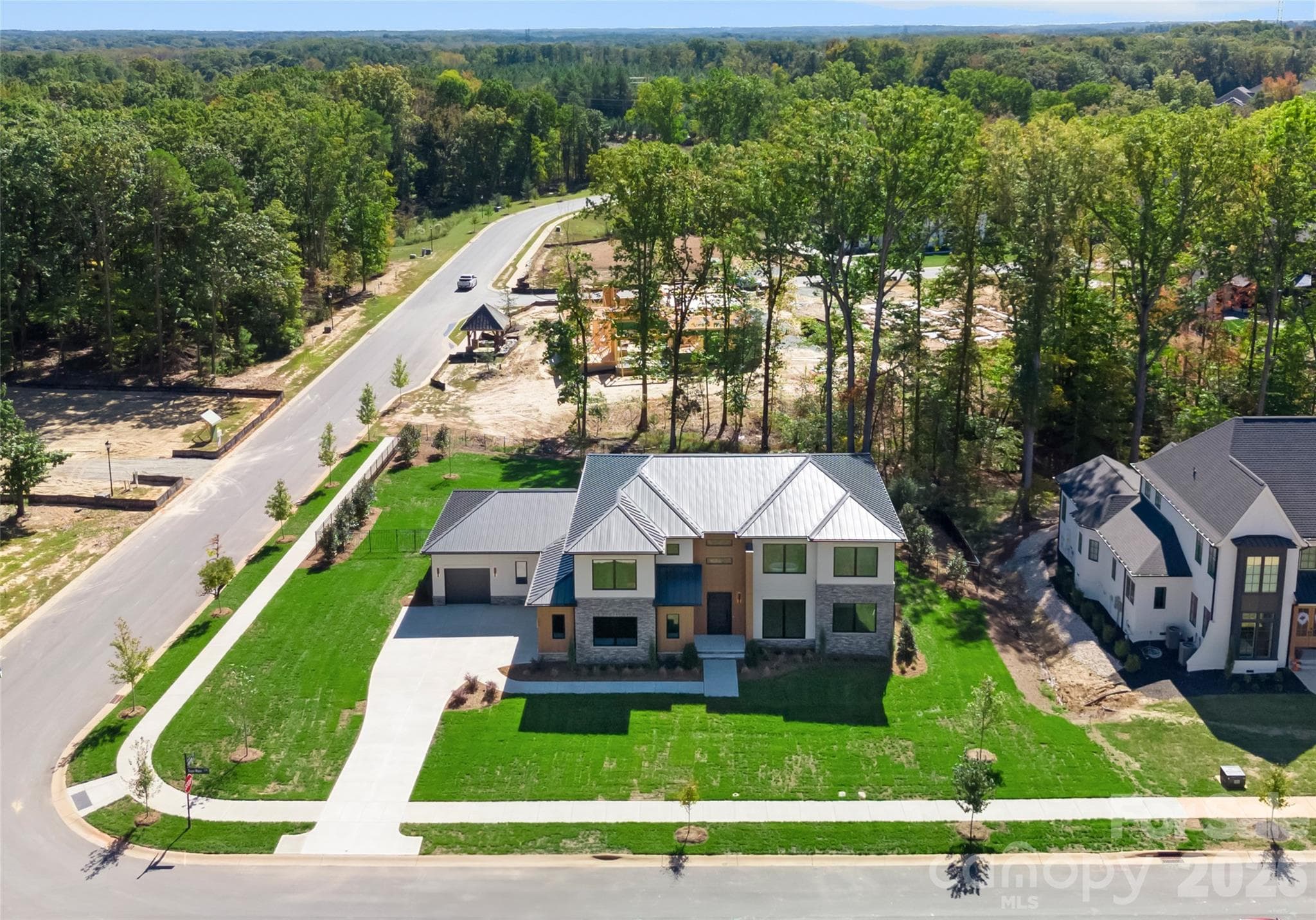 Single Family Residence at 203 Sugar Maple Lane, Matthews, photo 10 of 56